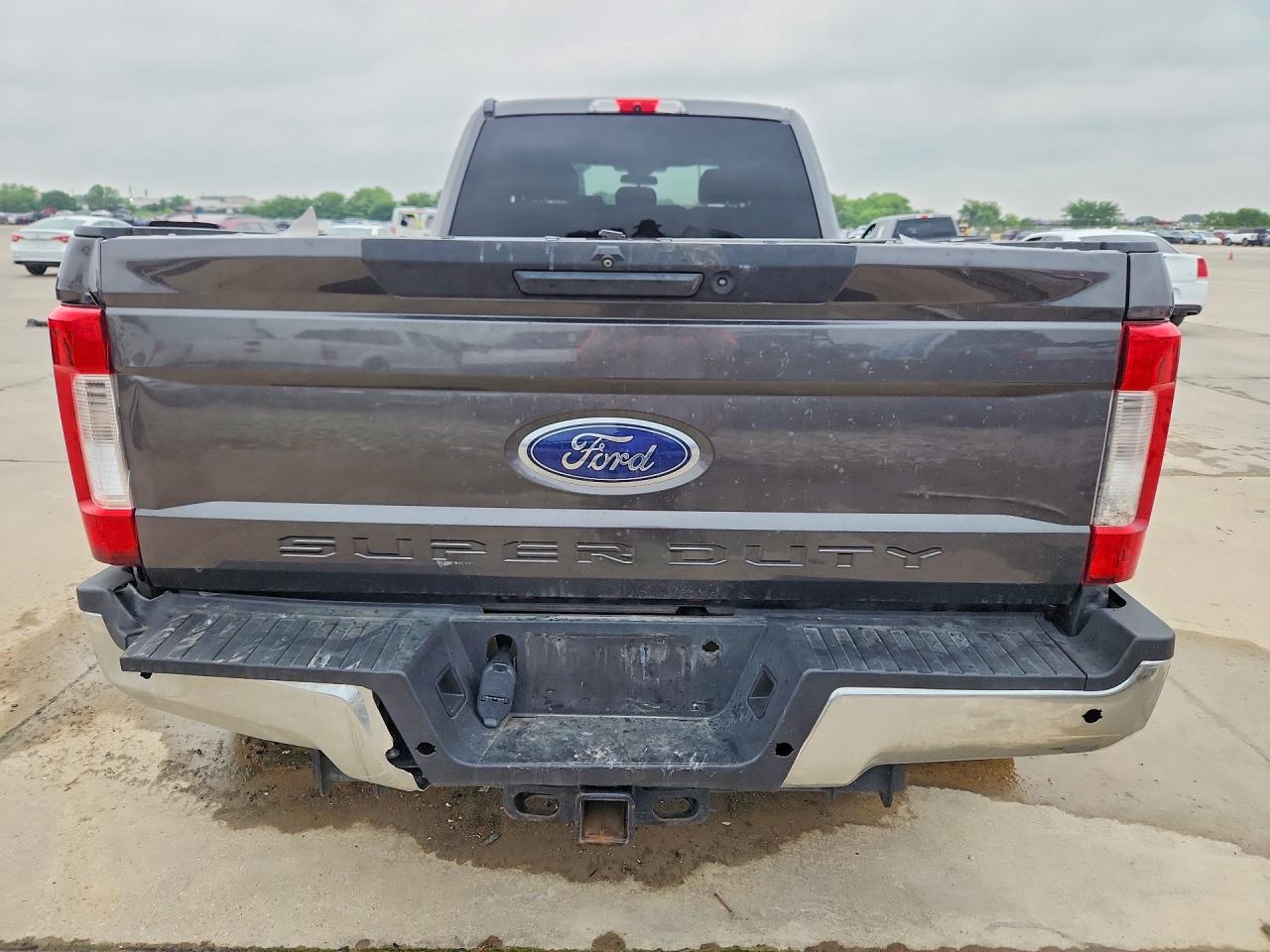 2018 Ford F350 Super Duty Серый vin: 1FT8W3DTXJEC89965