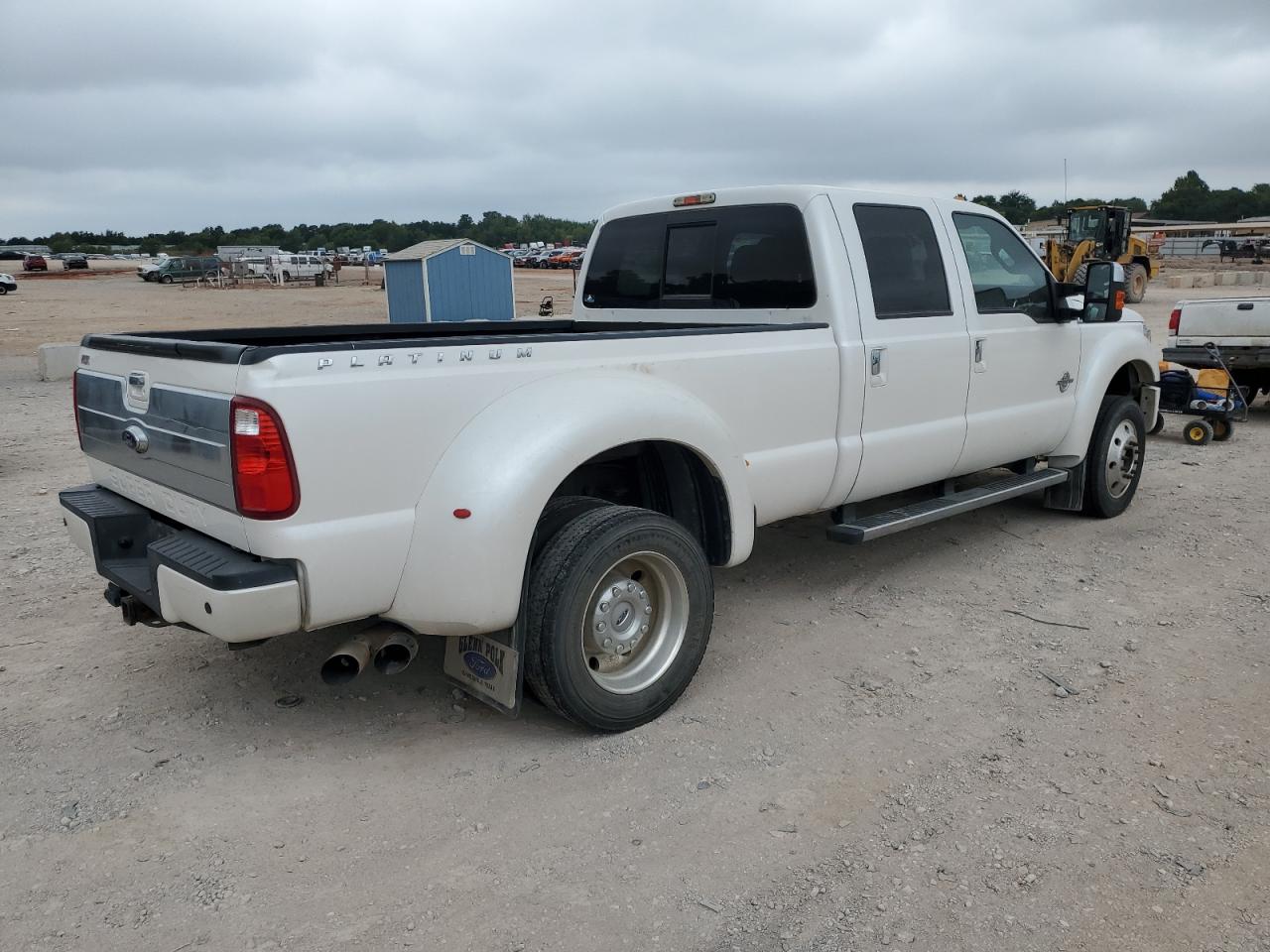 2015 Ford F450 Super Duty White vin: 1FT8W4DT1FED65747