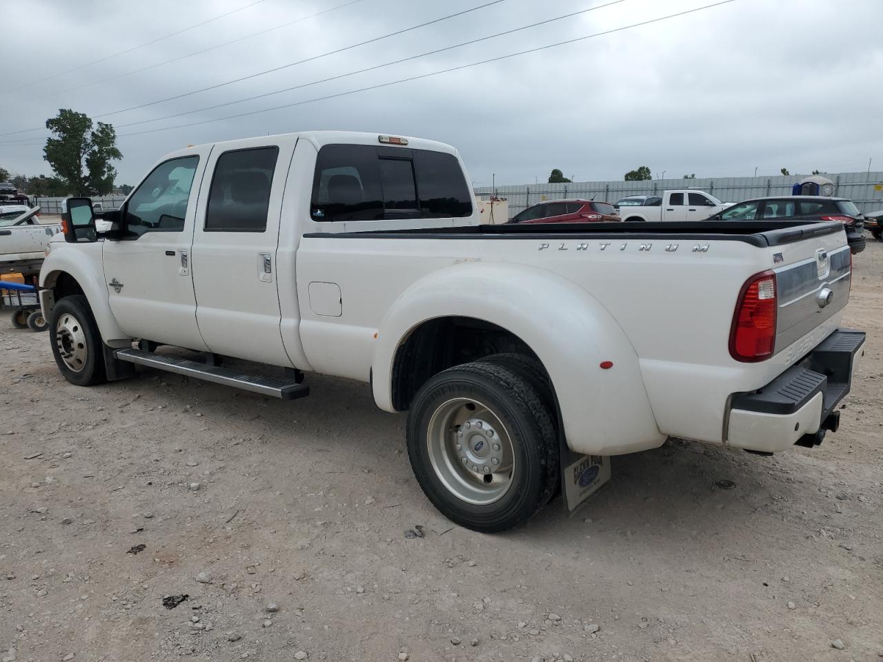 2015 Ford F450 Super Duty White vin: 1FT8W4DT1FED65747