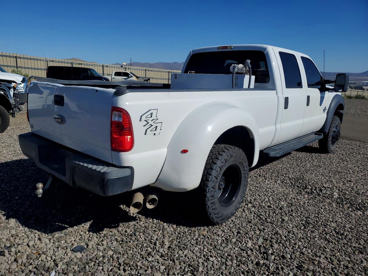 2011 Ford F450 Super Duty Белый vin: 1FT8W4DT5BEA60245