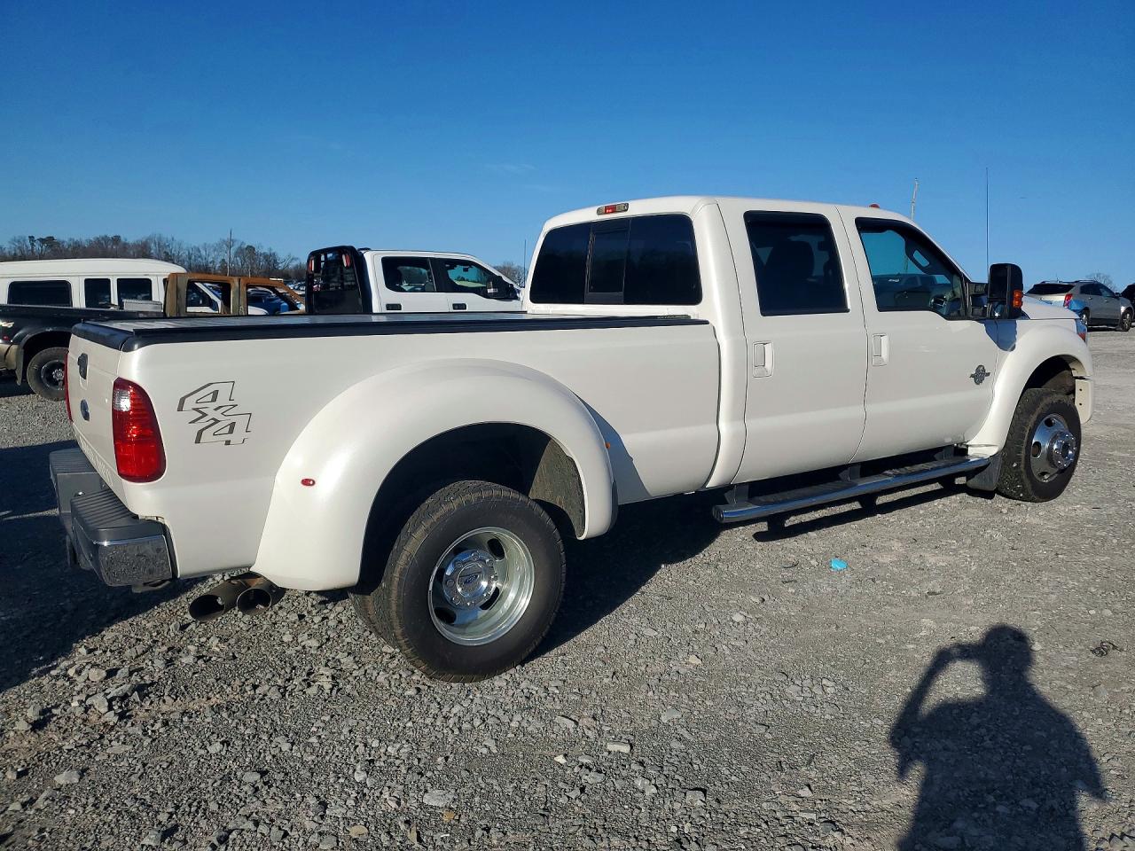 2011 Ford F450 Super Duty White vin: 1FT8W4DT7BEB98479