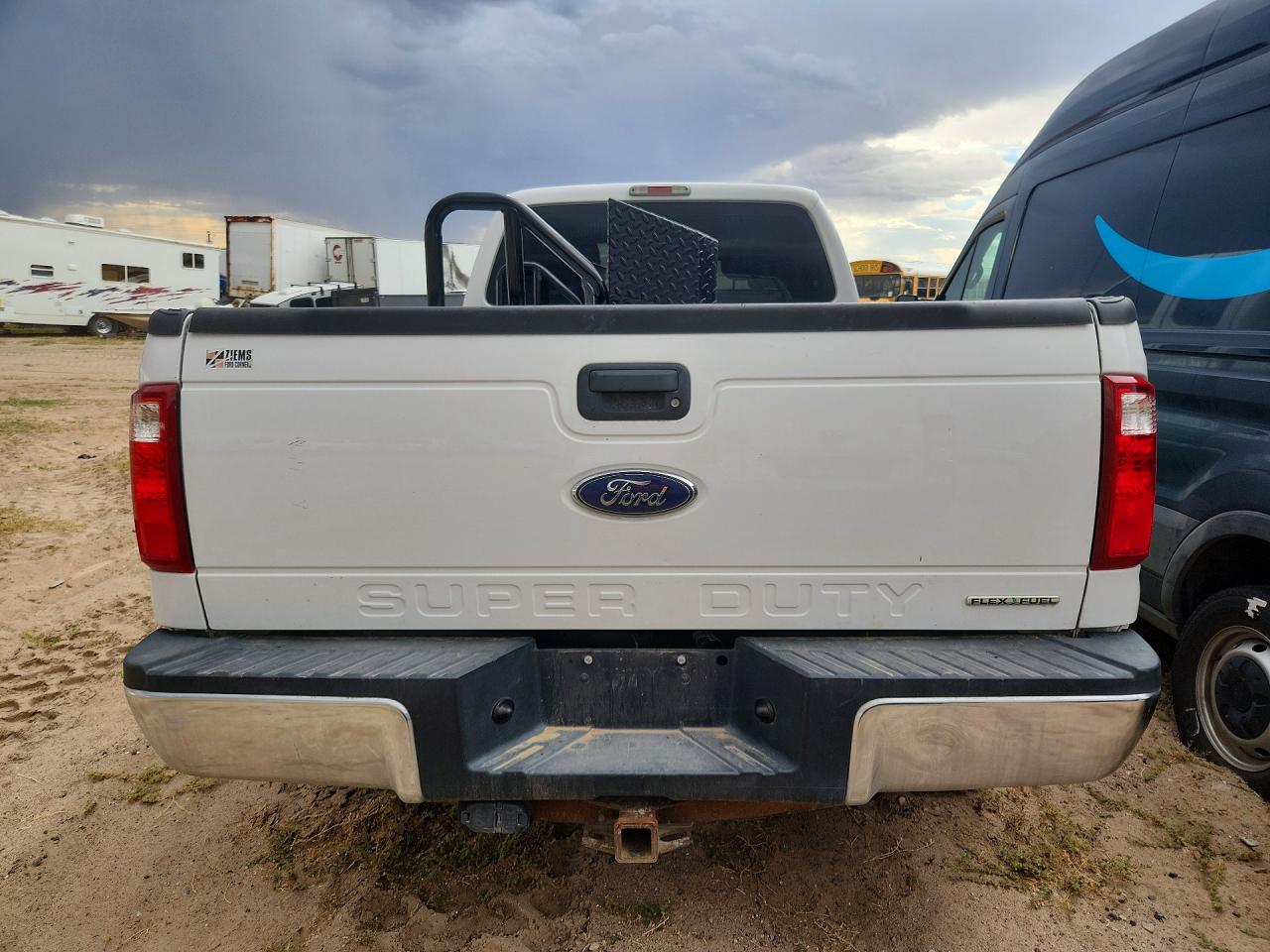 2014 Ford F350 Super Duty White vin: 1FT8X3B63EEB12562