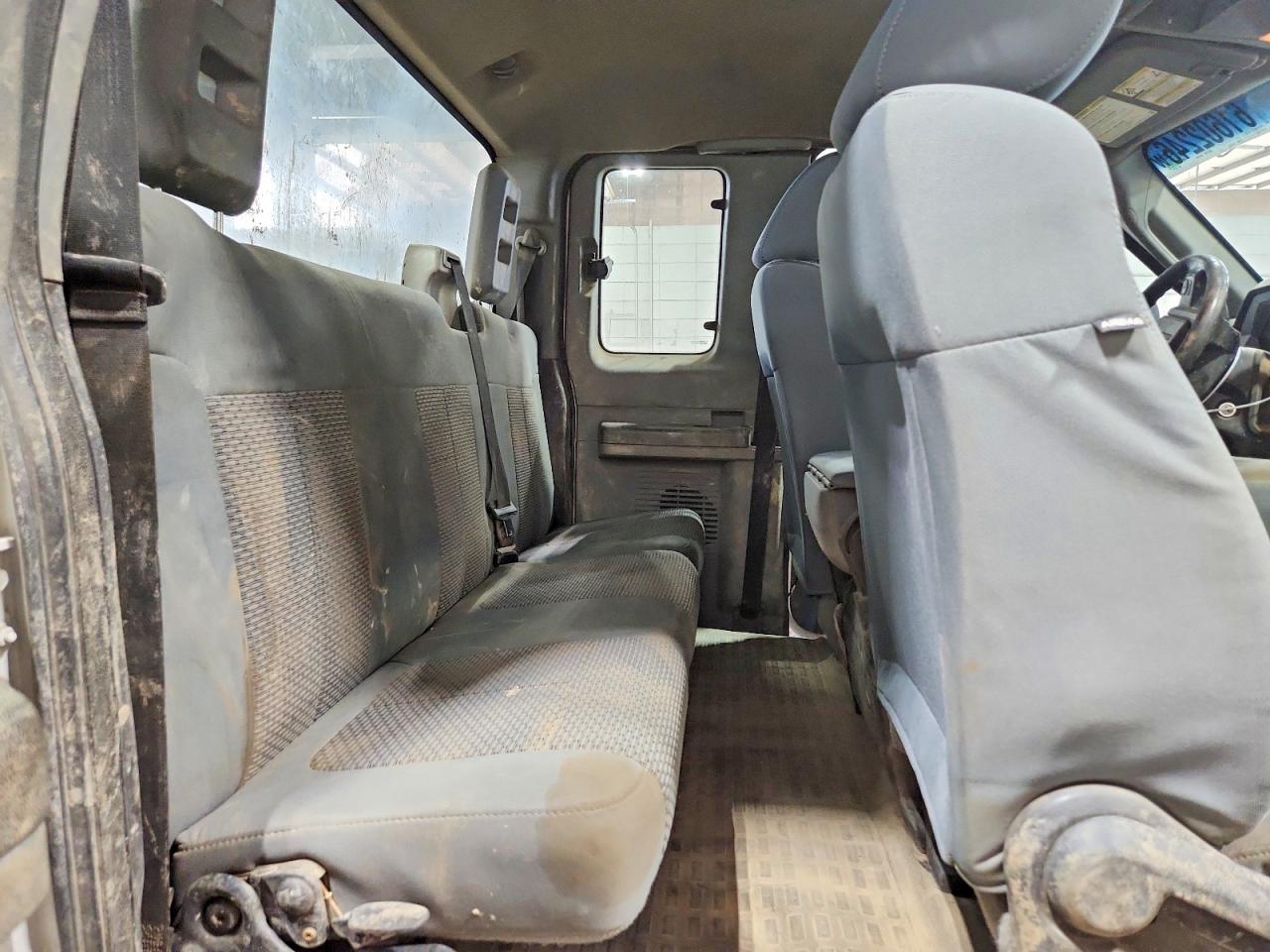 2015 Ford F350 Super Duty White vin: 1FT8X3B66FEC35712