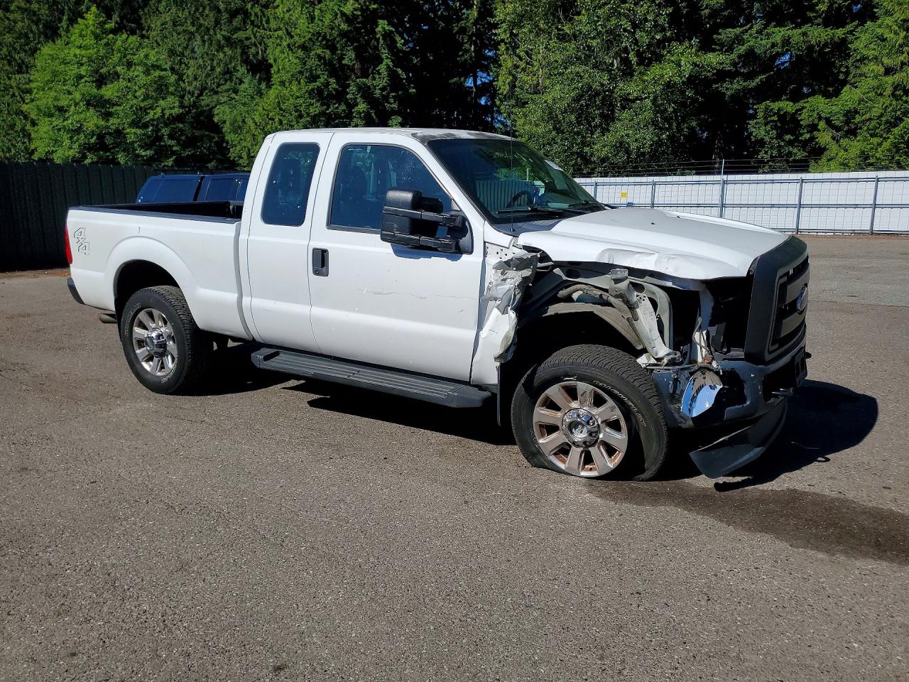 2015 Ford F350 Super Duty White vin: 1FT8X3B6XFEB27092
