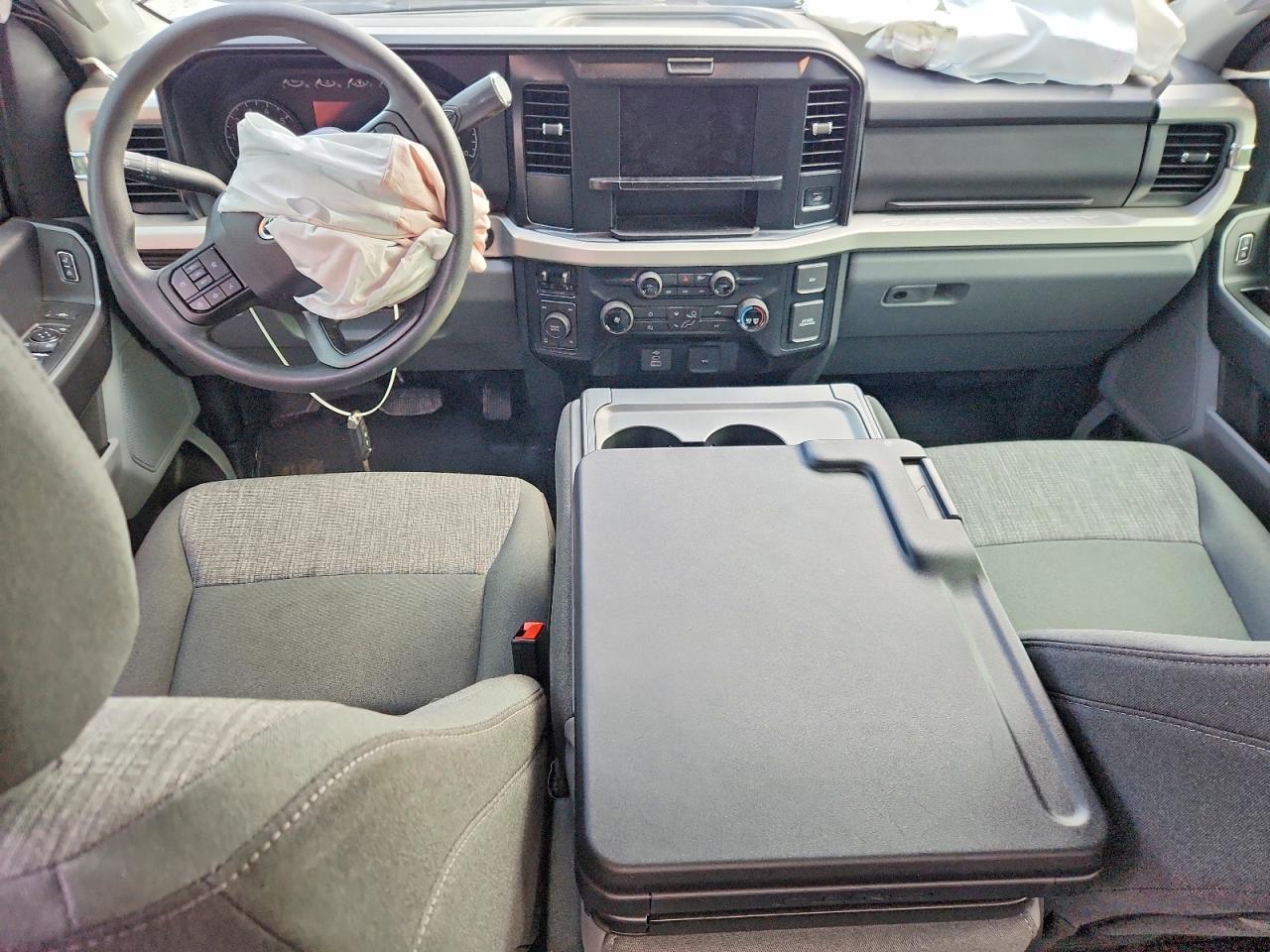 2025 Ford F350 Super Duty Белый vin: 1FT8X3BN4SED19156