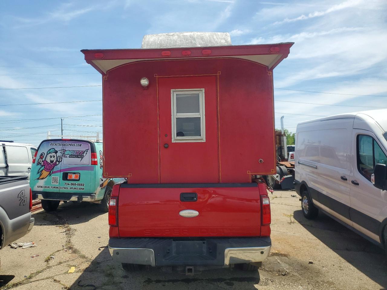 2012 Ford F350 Super Duty Red vin: 1FT8X3BT4CEB36470