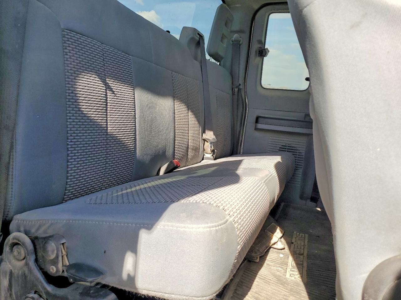2014 Ford F350 Super Duty Серебряный vin: 1FT8X3BT6EEA47938