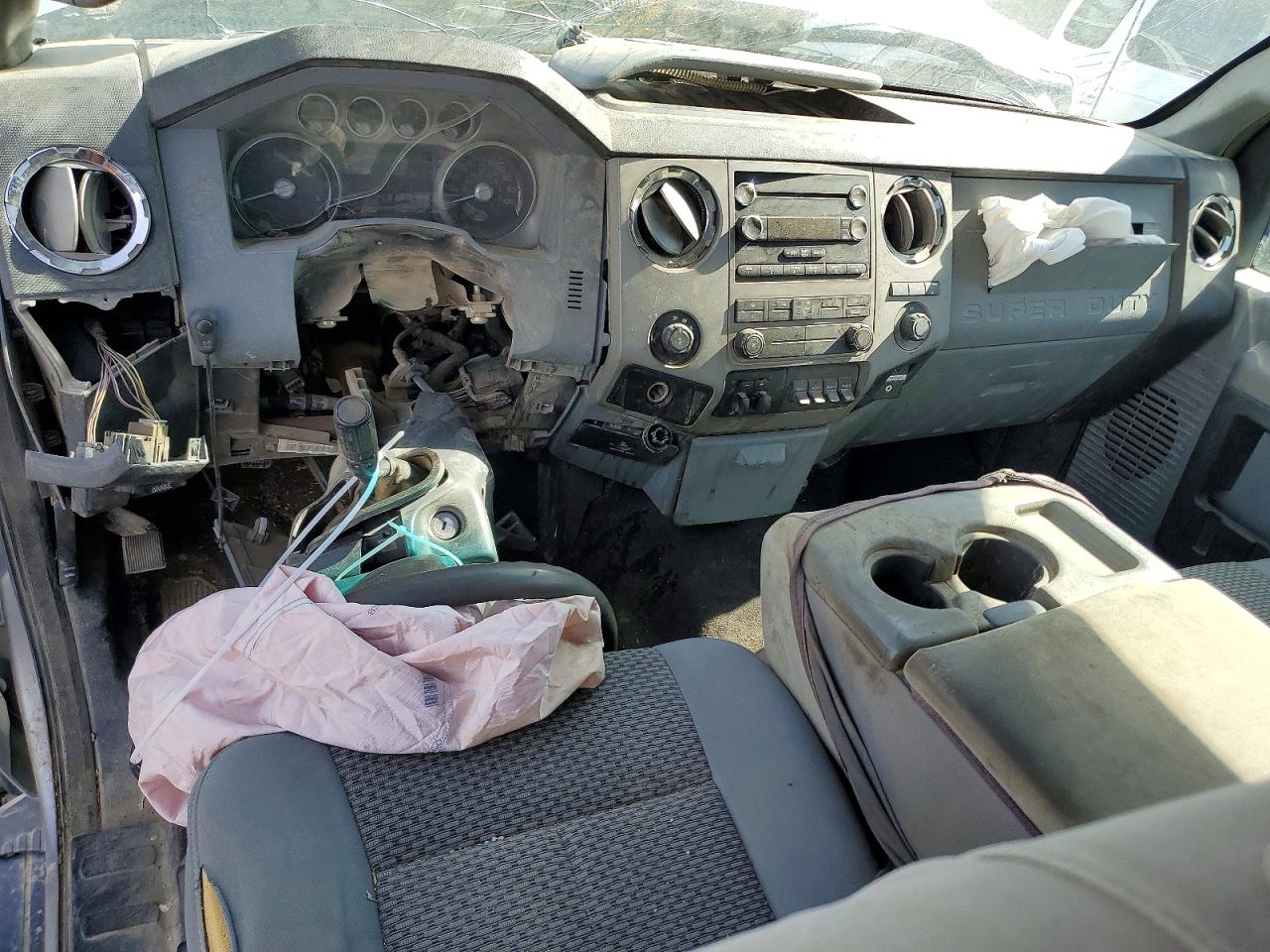 2014 Ford F350 Super Duty Серебряный vin: 1FT8X3BT6EEA47938