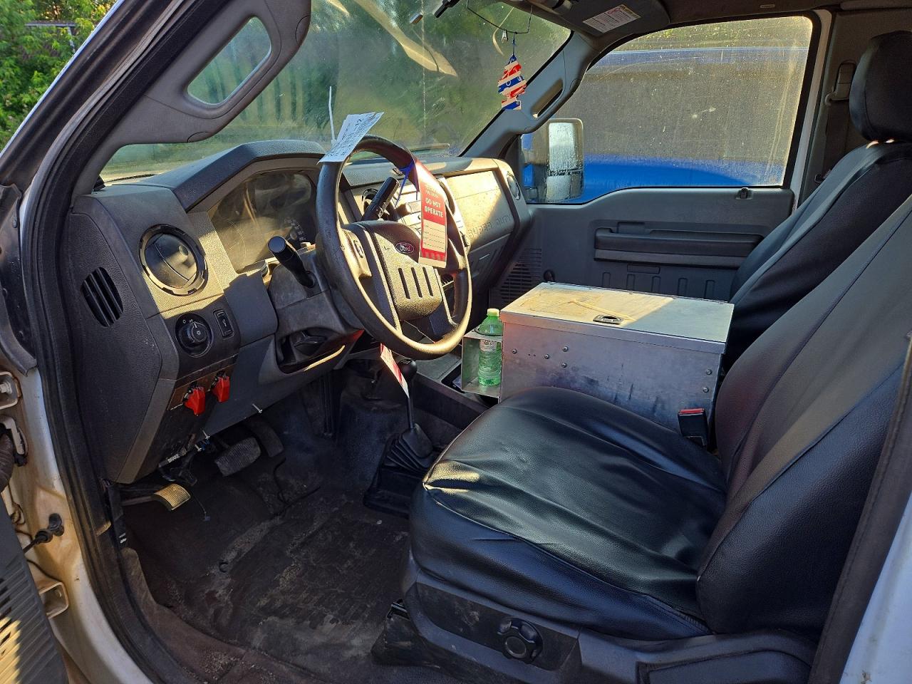 2012 Ford F350 Super Duty White vin: 1FT8X3D67CEA51582