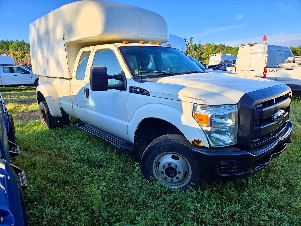 2012 Ford F350 Super Duty White vin: 1FT8X3D67CEA51582