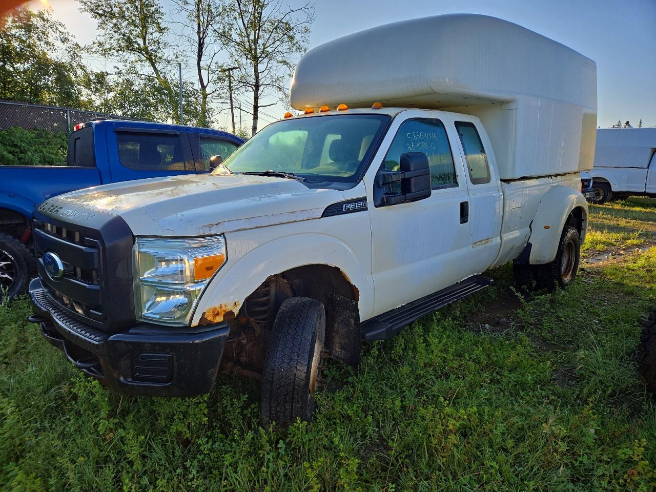 2012 Ford F350 Super Duty White vin: 1FT8X3D67CEA51582