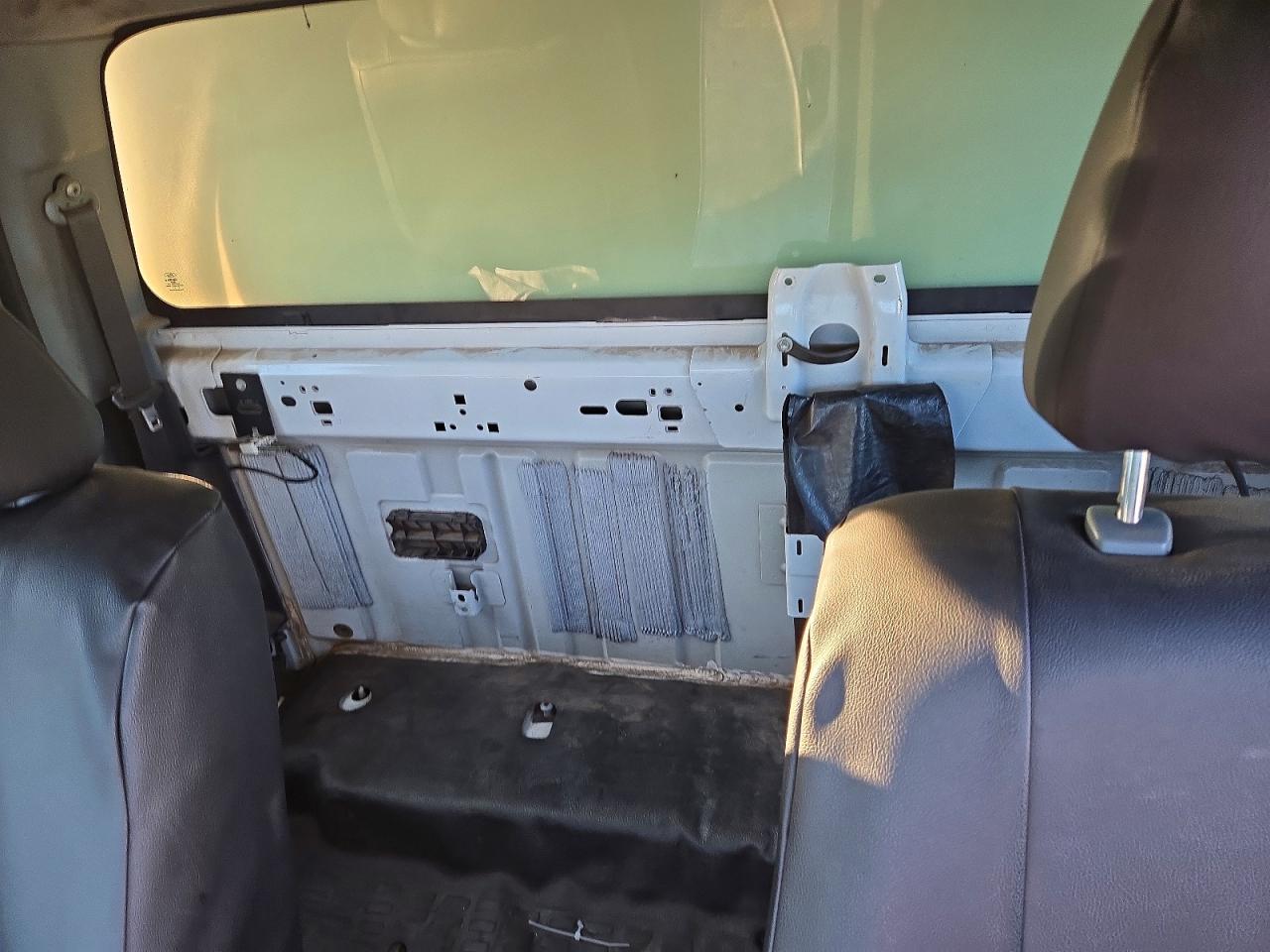 2012 Ford F350 Super Duty White vin: 1FT8X3D67CEA51582