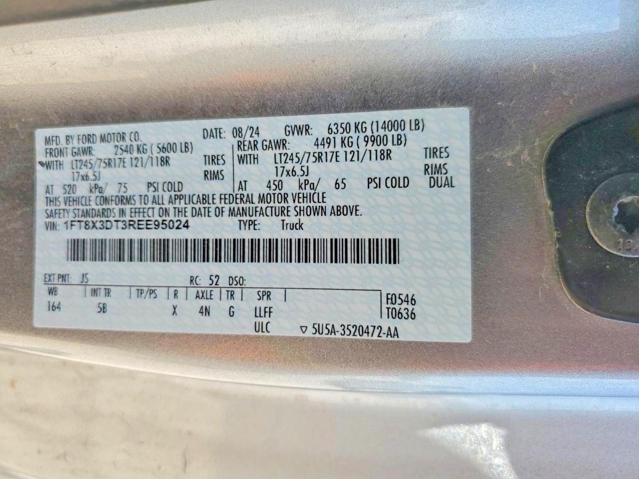 2024 Ford F350 Super Duty Silver vin: 1FT8X3DT3REE95024