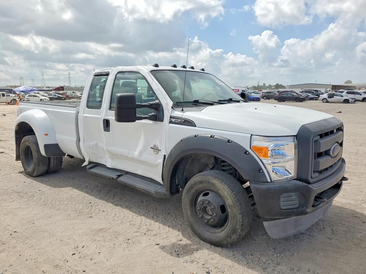 2013 Ford F350 Super Duty White vin: 1FT8X3DT4DEA78570
