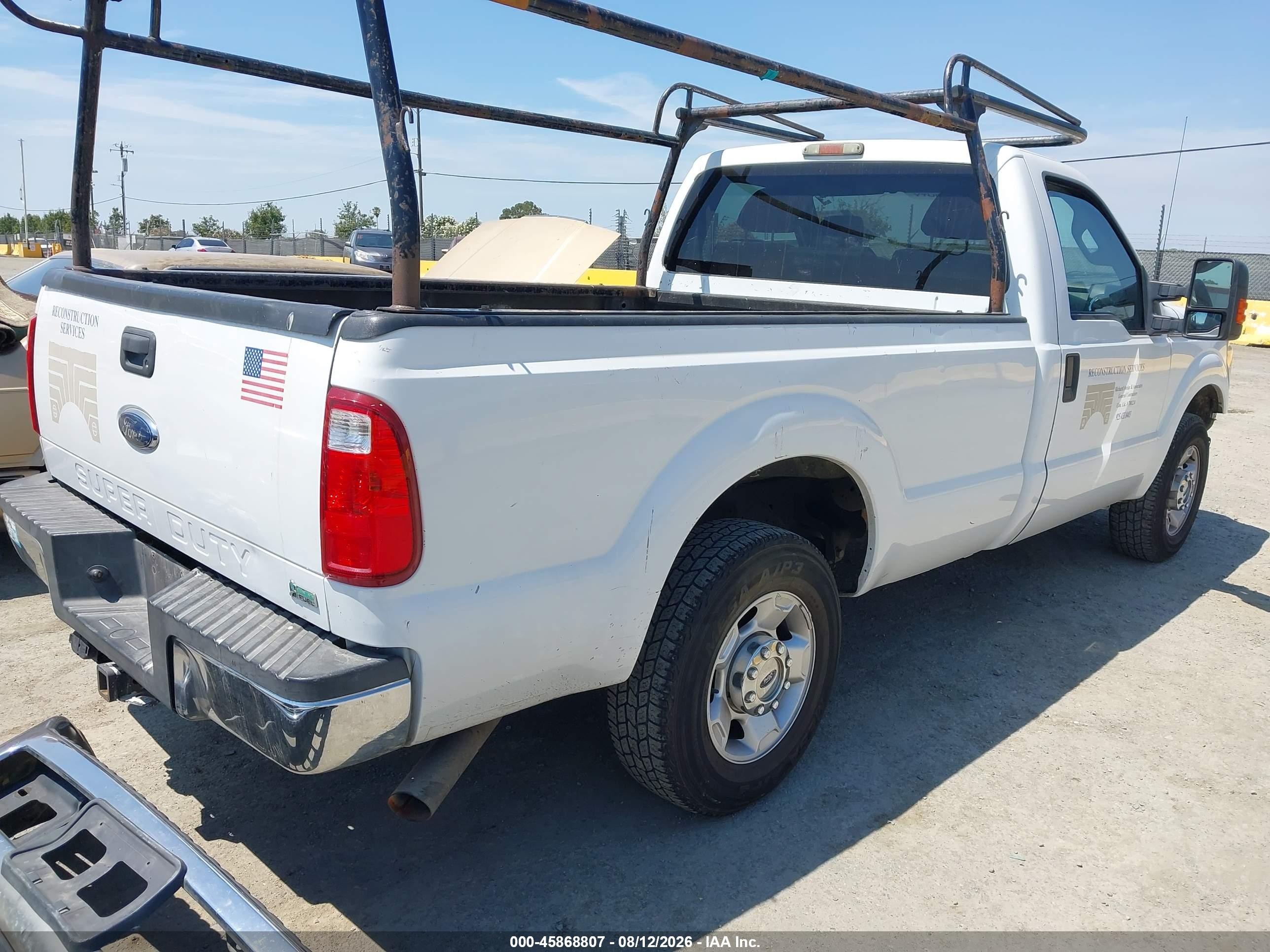 2011 Ford F-250 Xlt White vin: 1FTBF2A60BEA10605