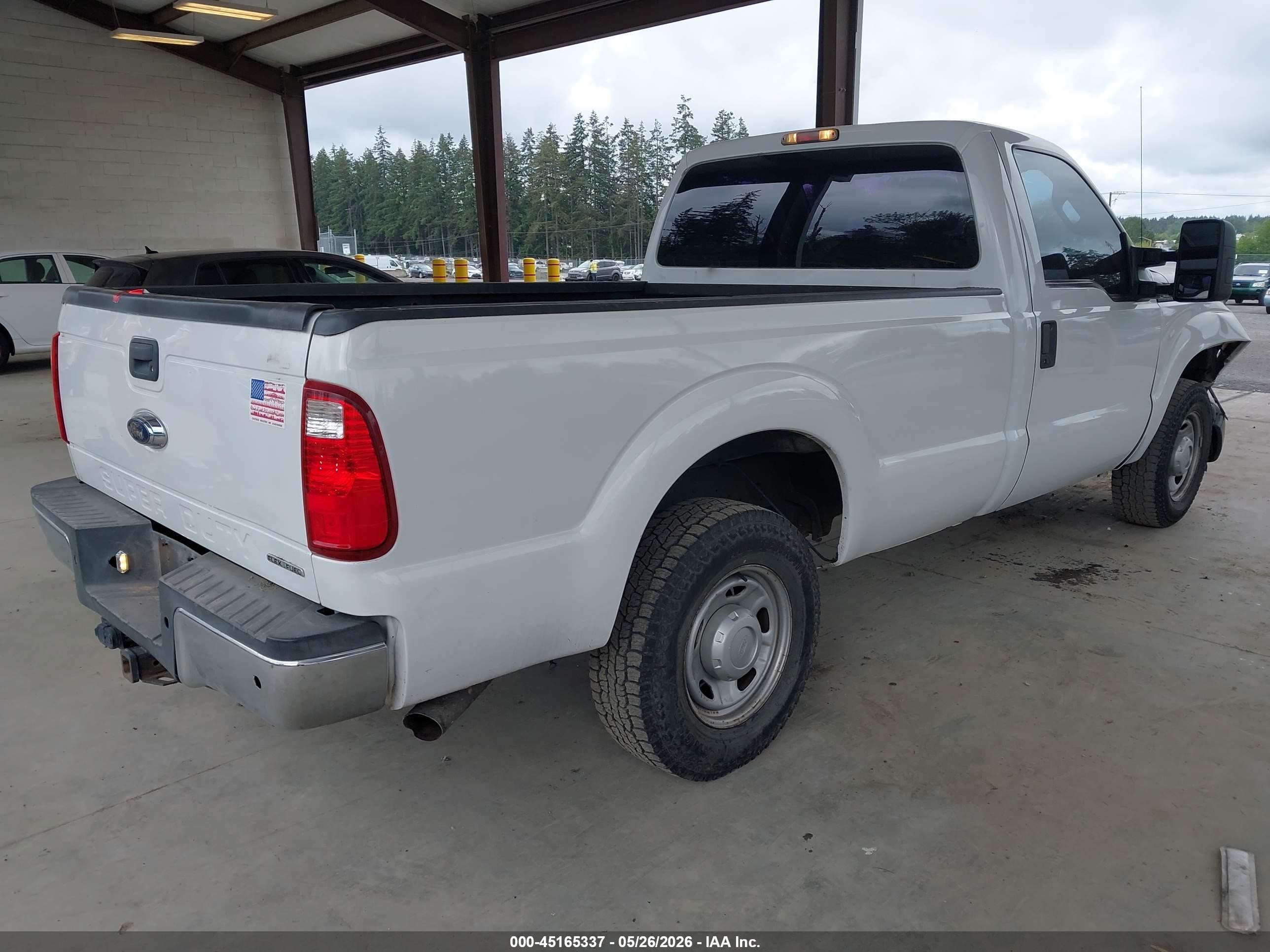 2011 Ford F-250 Xl White vin: 1FTBF2A60BEC47403