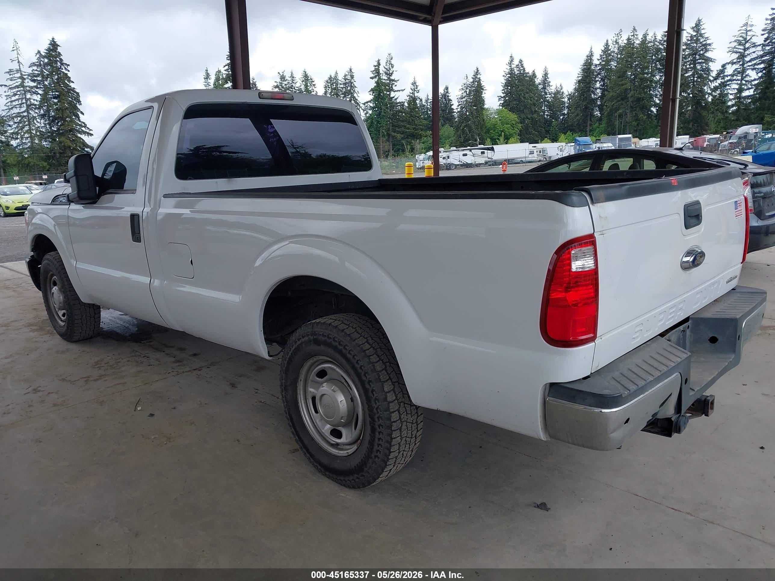 2011 Ford F-250 Xl White vin: 1FTBF2A60BEC47403