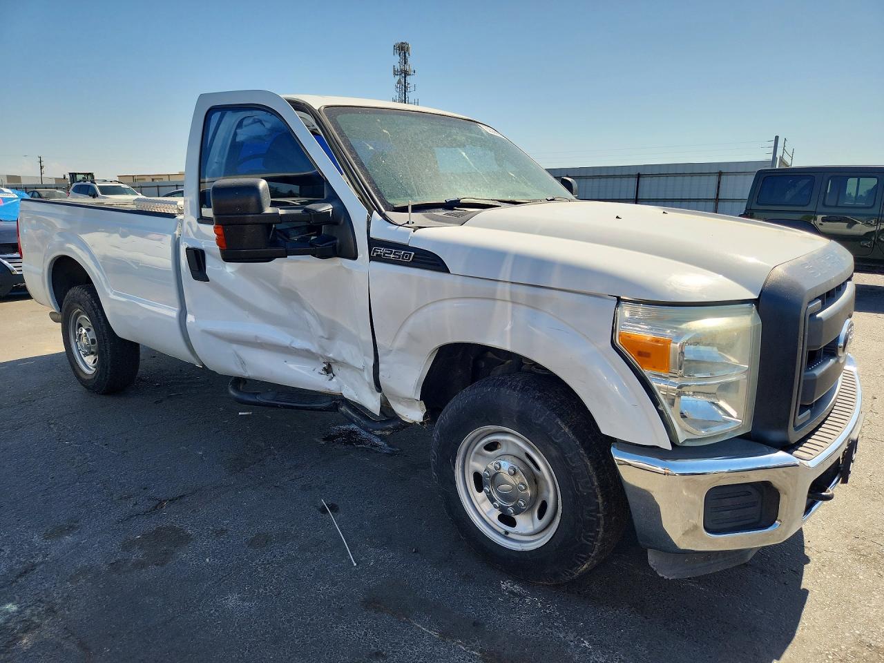 2012 Ford F250 Super Duty White vin: 1FTBF2A61CEB17311