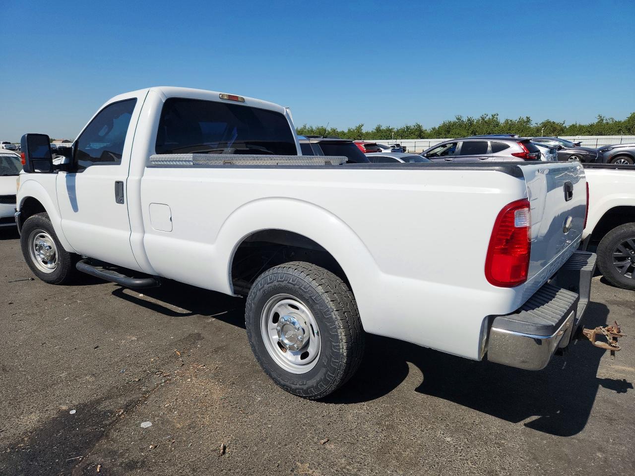 2012 Ford F250 Super Duty White vin: 1FTBF2A61CEB17311