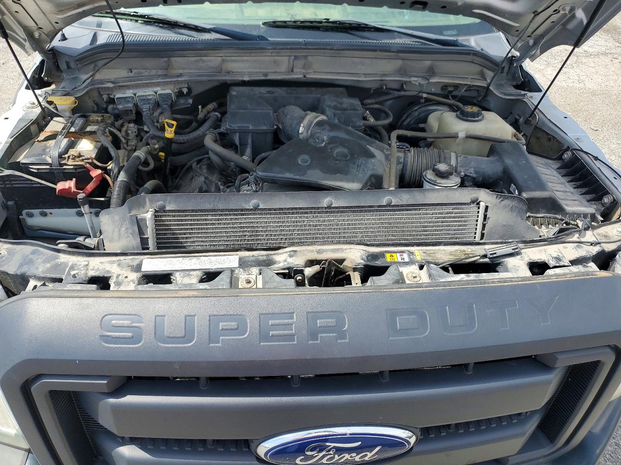 2012 Ford F250 Super Duty Silver vin: 1FTBF2A61CEC99561