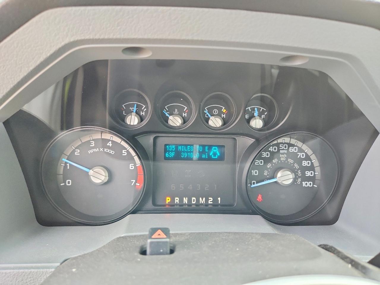 2013 Ford F250 Super Duty Белый vin: 1FTBF2A61DEB81978