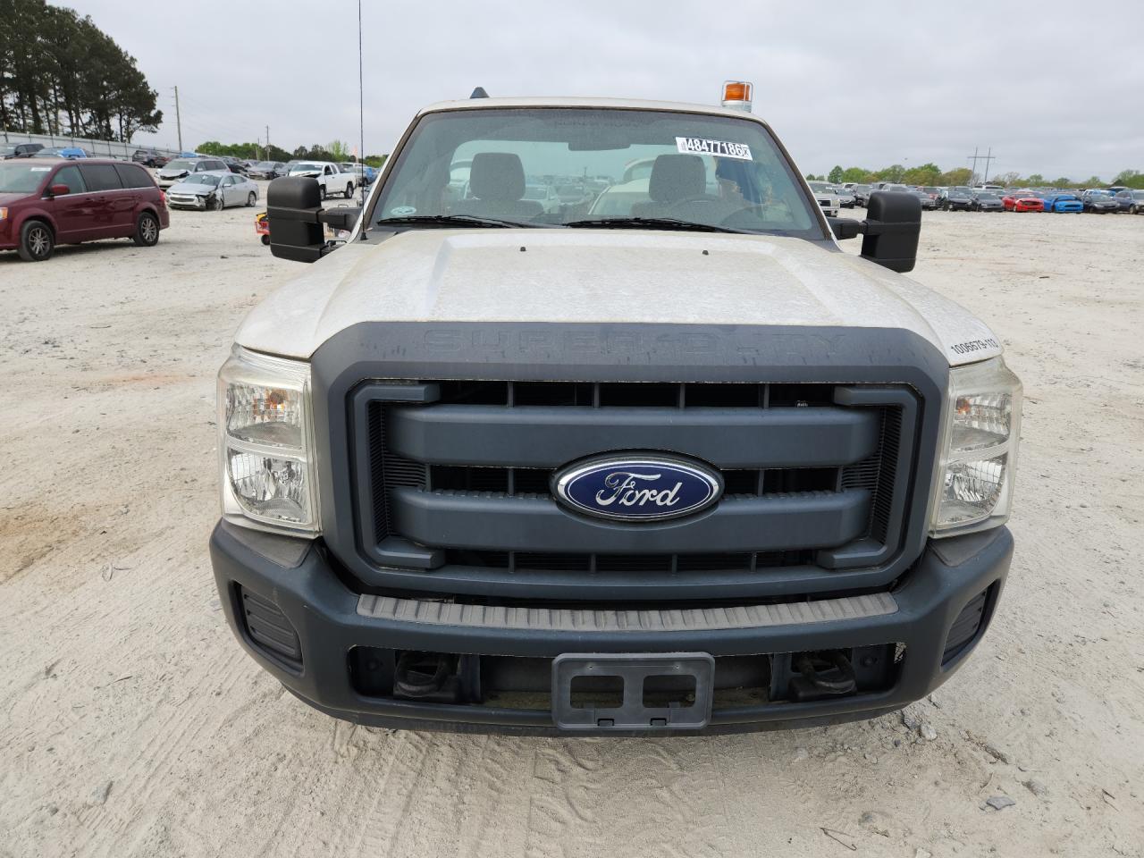 2013 Ford F250 Super Duty Белый vin: 1FTBF2A61DEB81978 Damage: Left Head Lamp, Faded, Repair Required