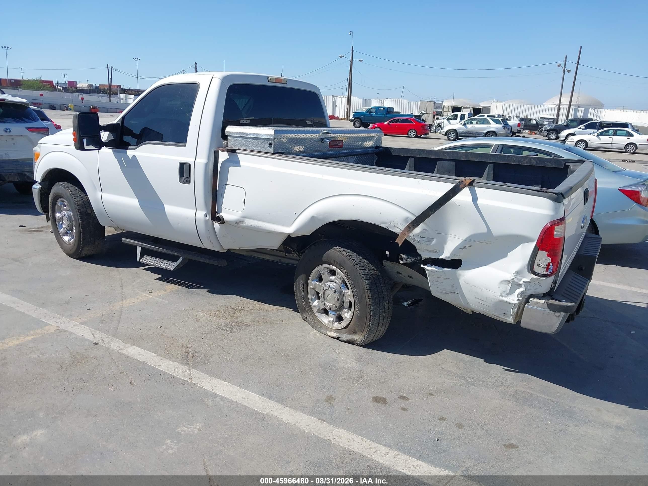 2014 Ford F-250 Xl Белый vin: 1FTBF2A61EEB00950