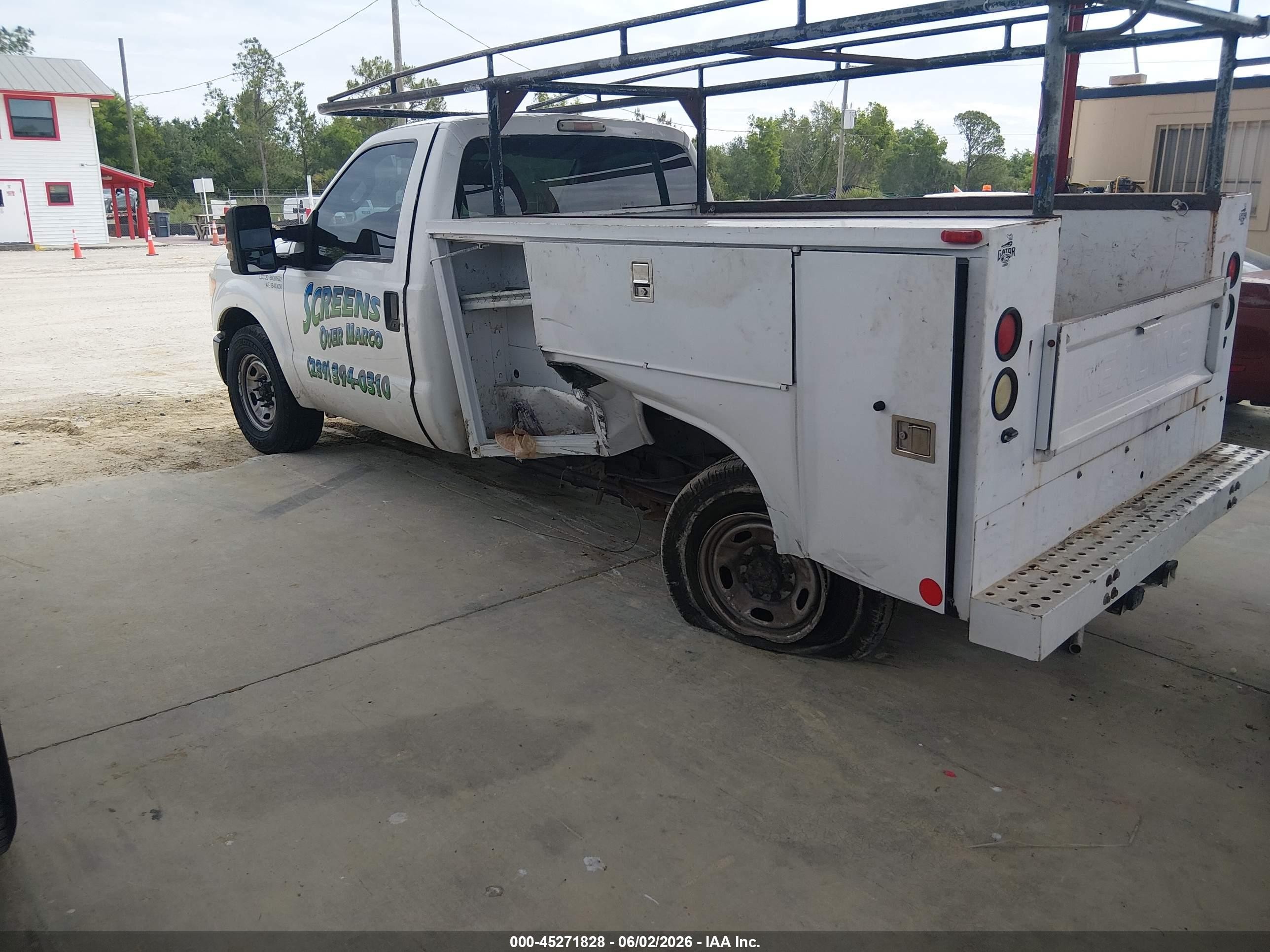 2014 Ford F-250 Xl White vin: 1FTBF2A62EEB39613