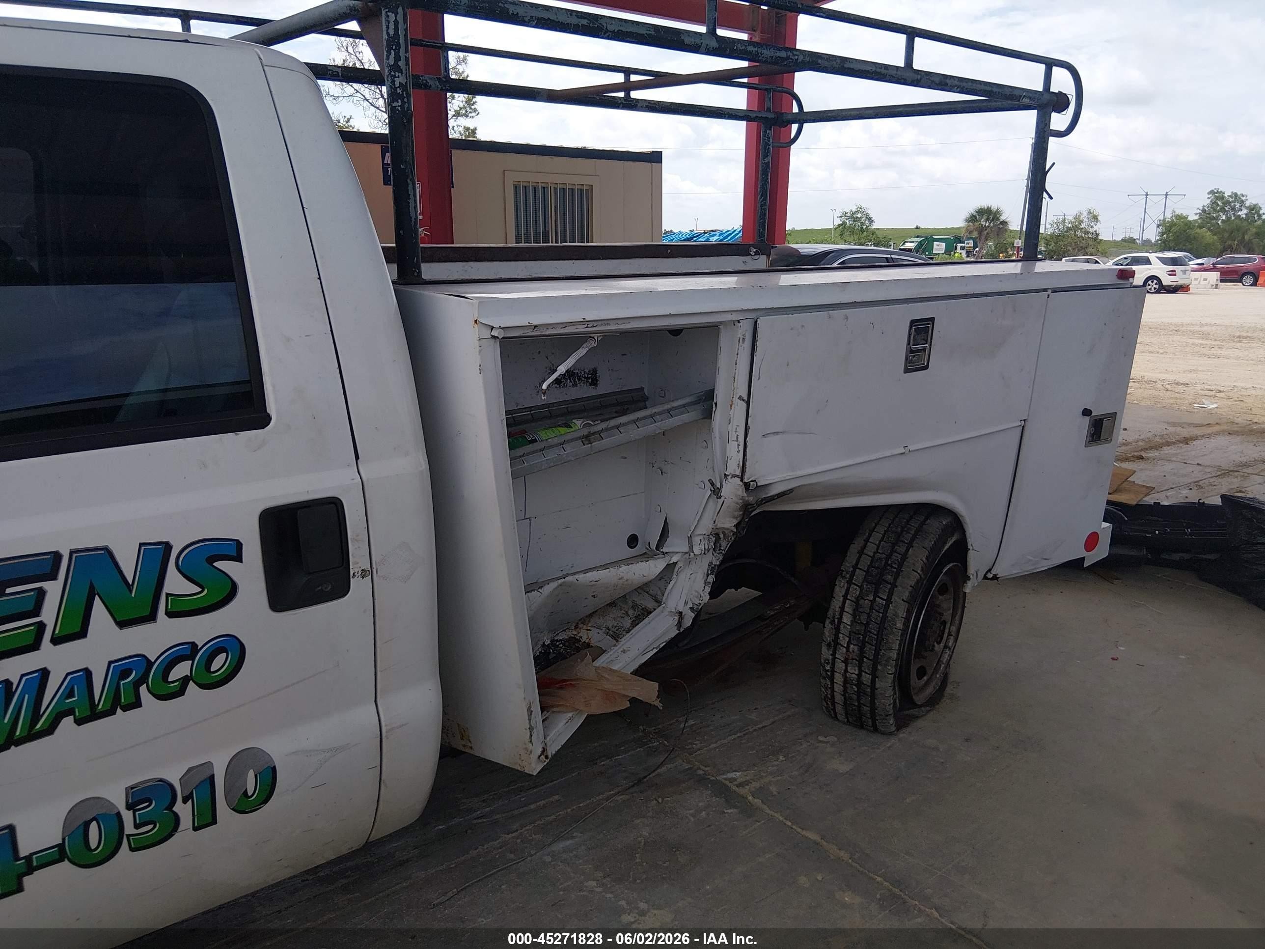 2014 Ford F-250 Xl White vin: 1FTBF2A62EEB39613