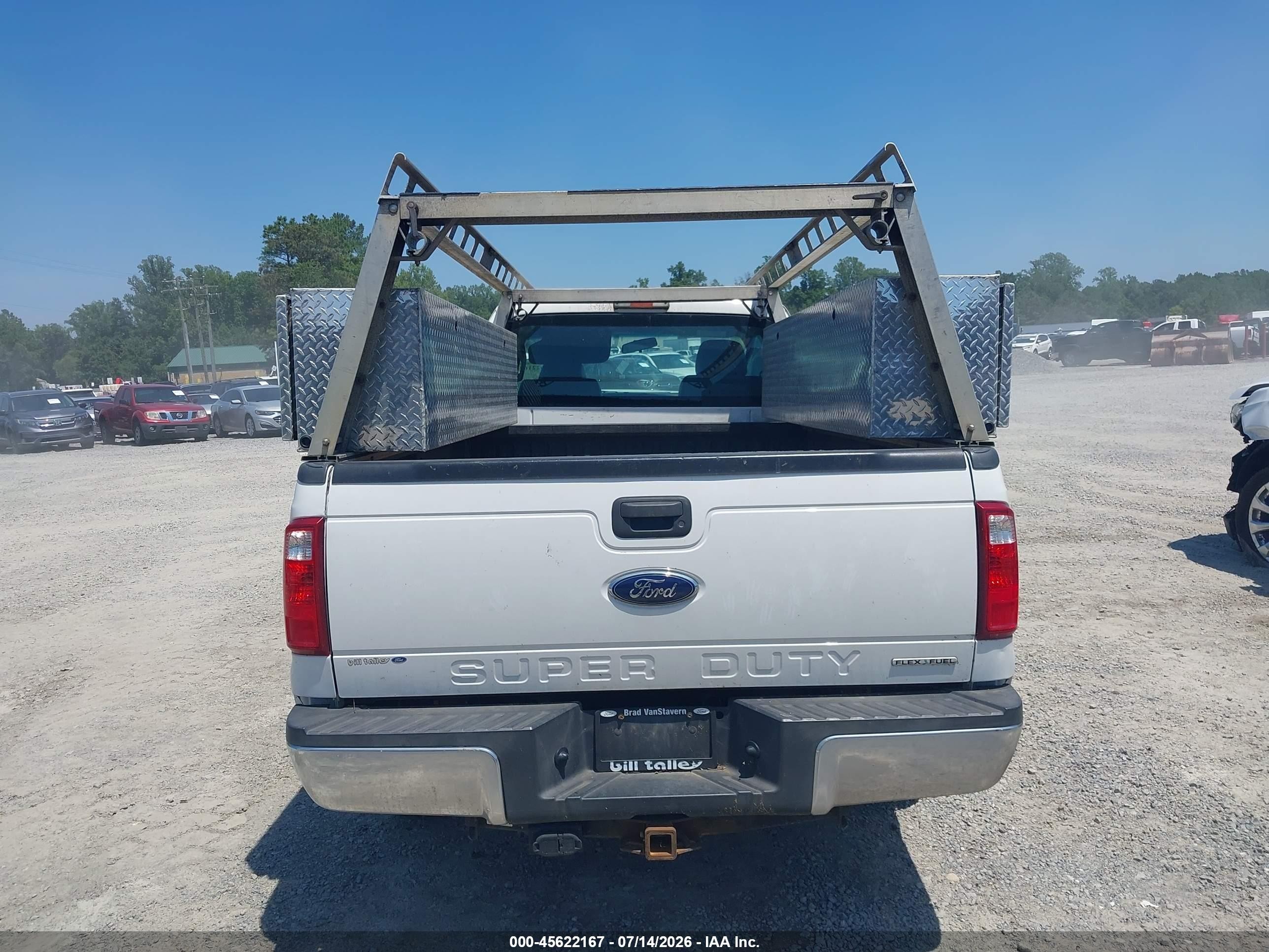 2014 Ford F-250 Xl Белый vin: 1FTBF2A62EEB58985