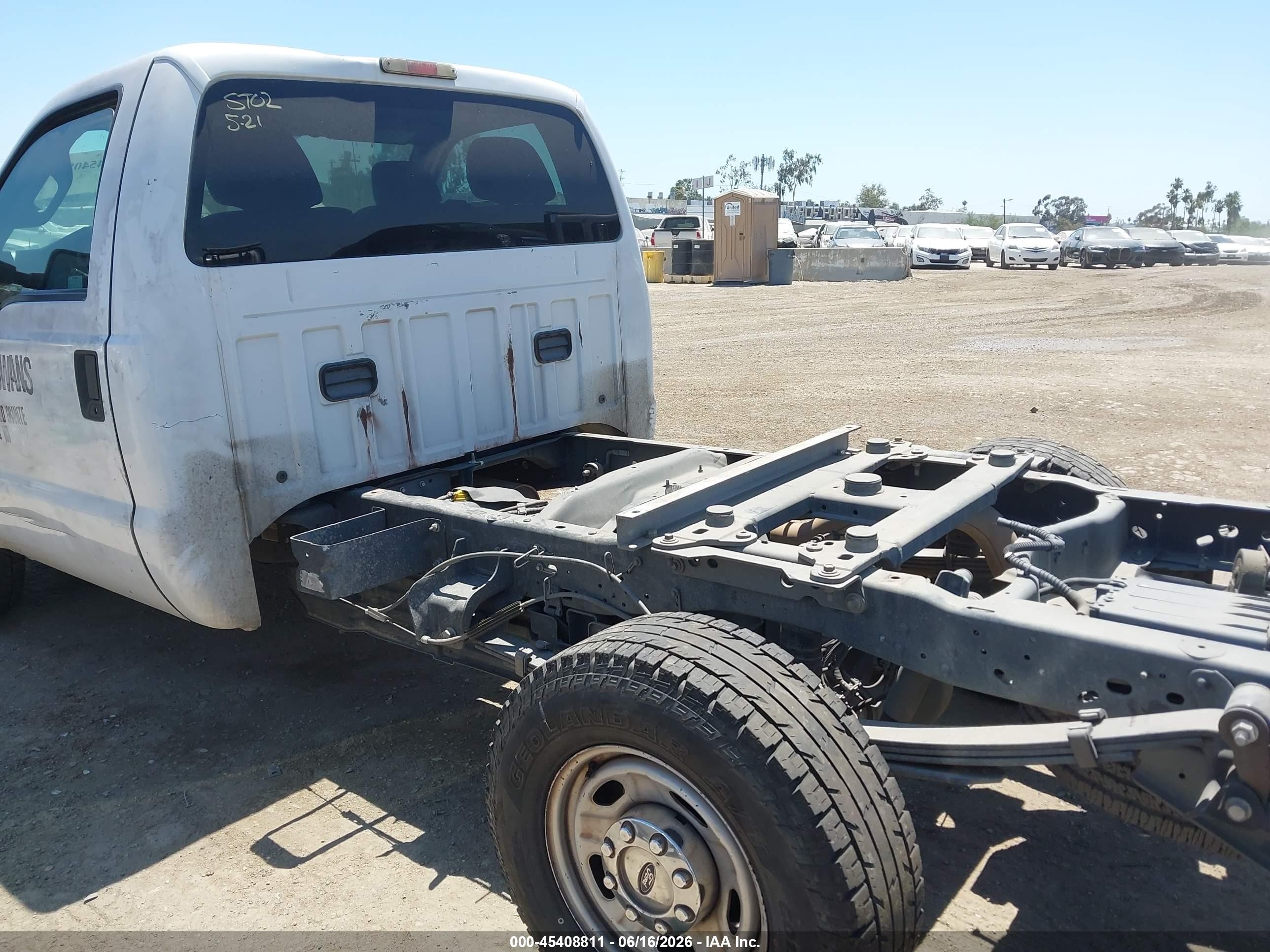 2012 Ford Super Duty F-250 Srw Xl Белый vin: 1FTBF2A64CEA70338