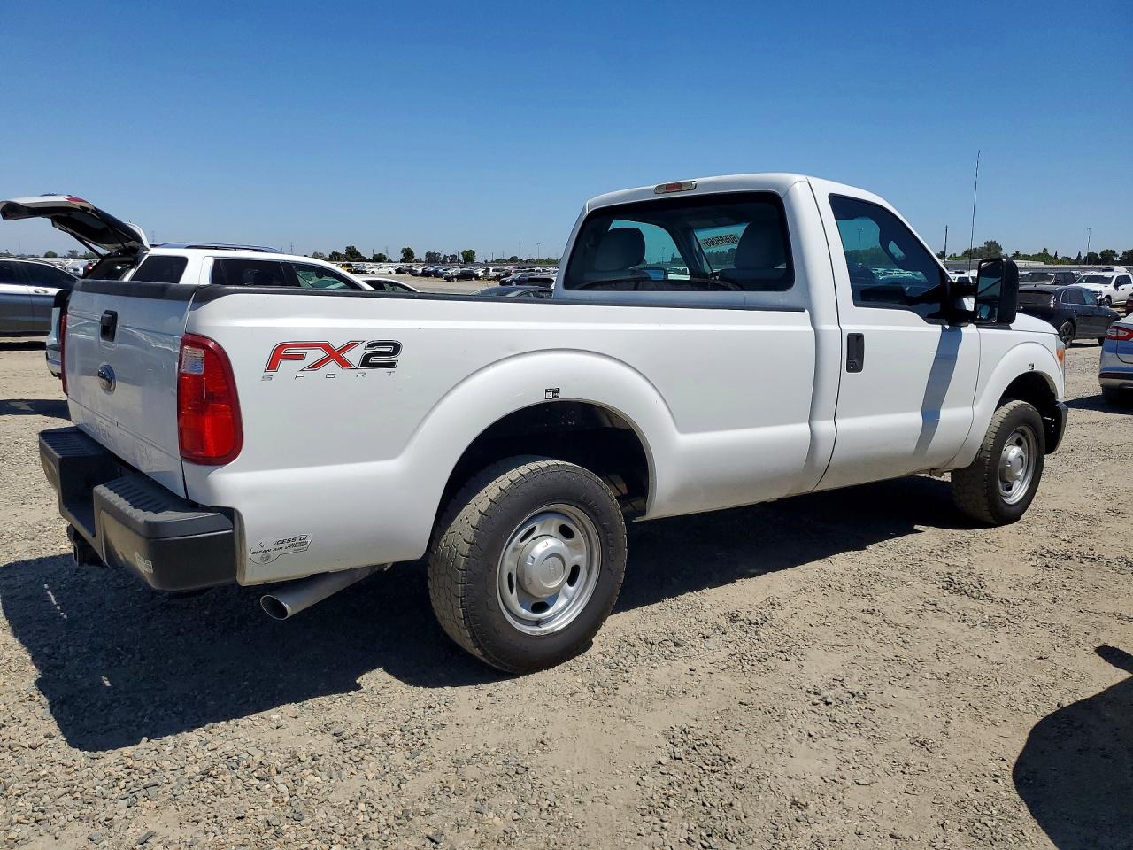 2013 Ford F250 Super Duty White vin: 1FTBF2A64DEB82154