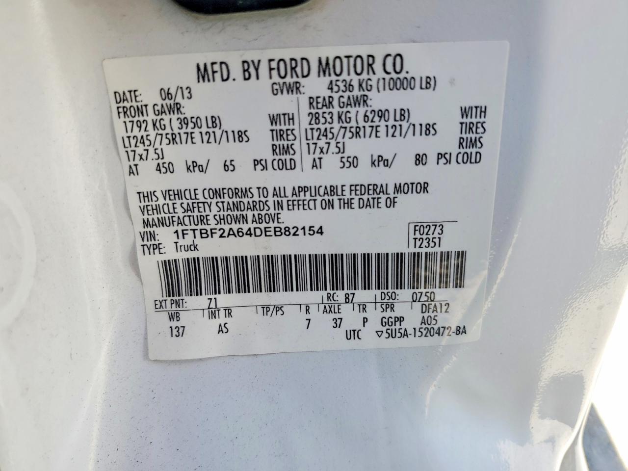 2013 Ford F250 Super Duty White vin: 1FTBF2A64DEB82154