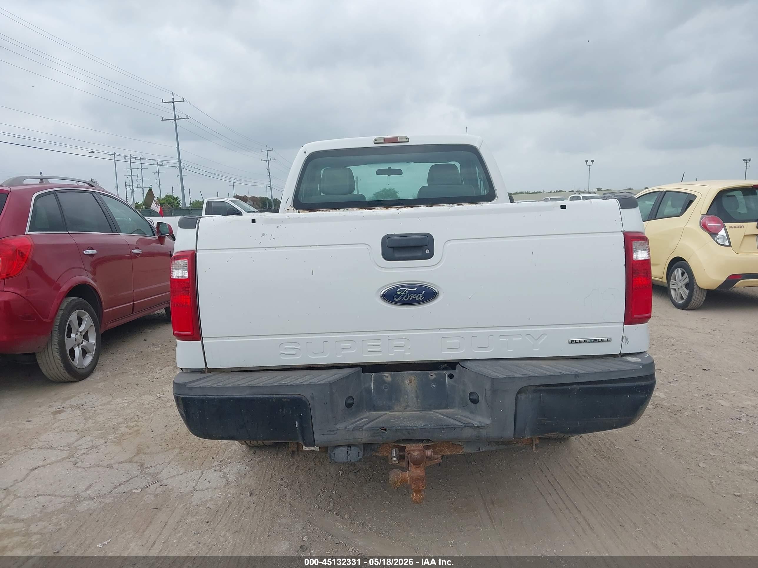 2014 Ford F-250 Xl Белый vin: 1FTBF2A66EEA86608