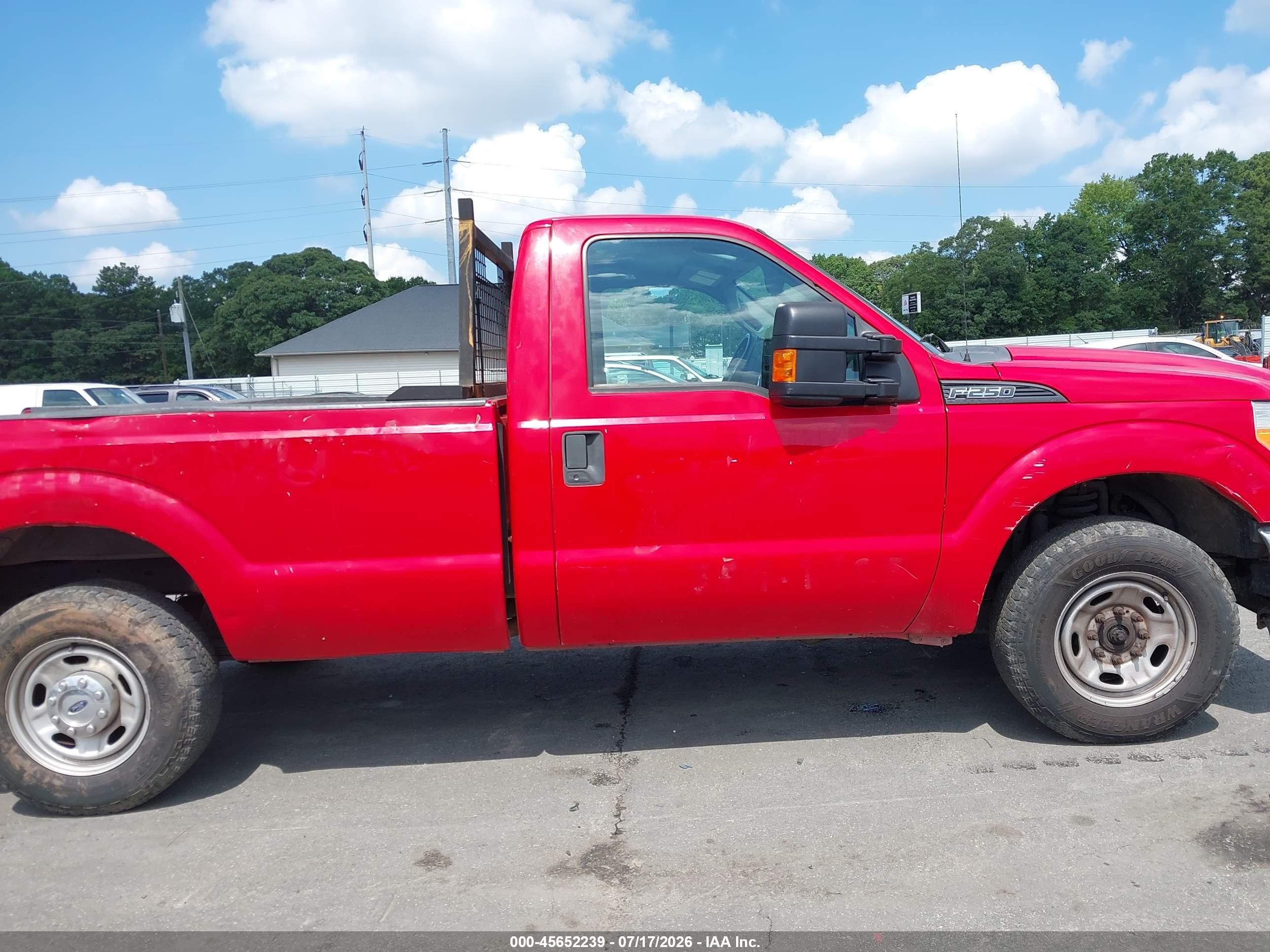 2014 Ford F-250 Xl Red vin: 1FTBF2A66EEB74431