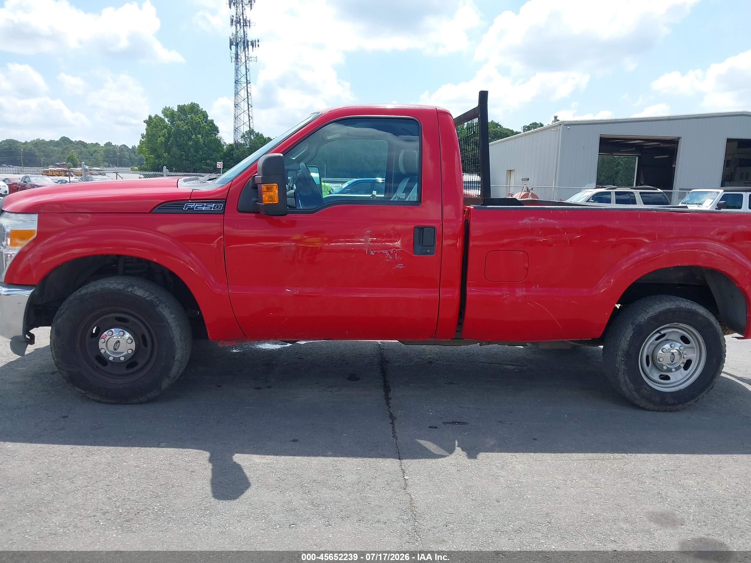 2014 Ford F-250 Xl Red vin: 1FTBF2A66EEB74431