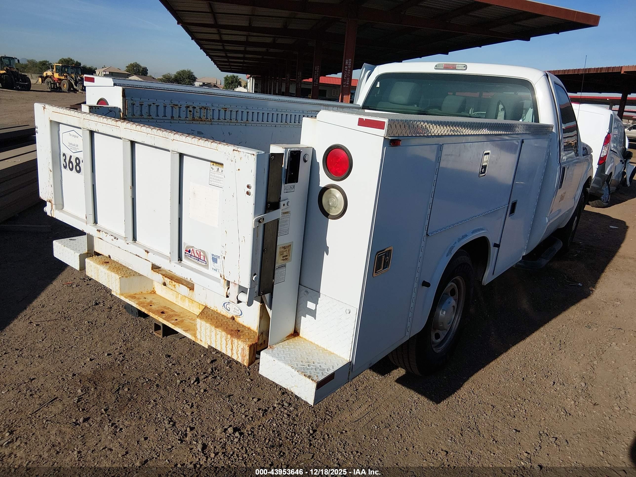 2012 Ford F-250 Xl White vin: 1FTBF2A67CED19165
