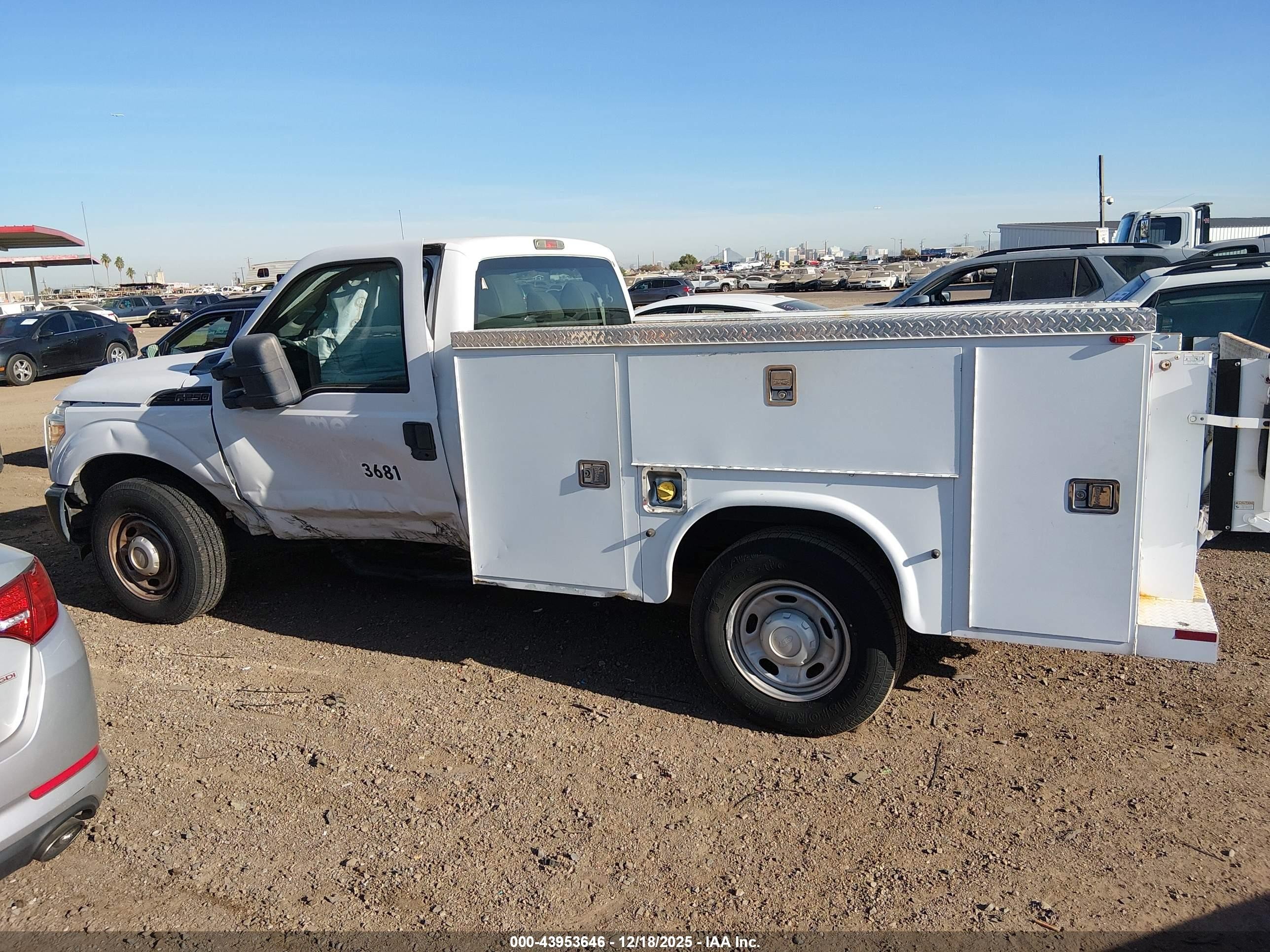 2012 Ford F-250 Xl White vin: 1FTBF2A67CED19165