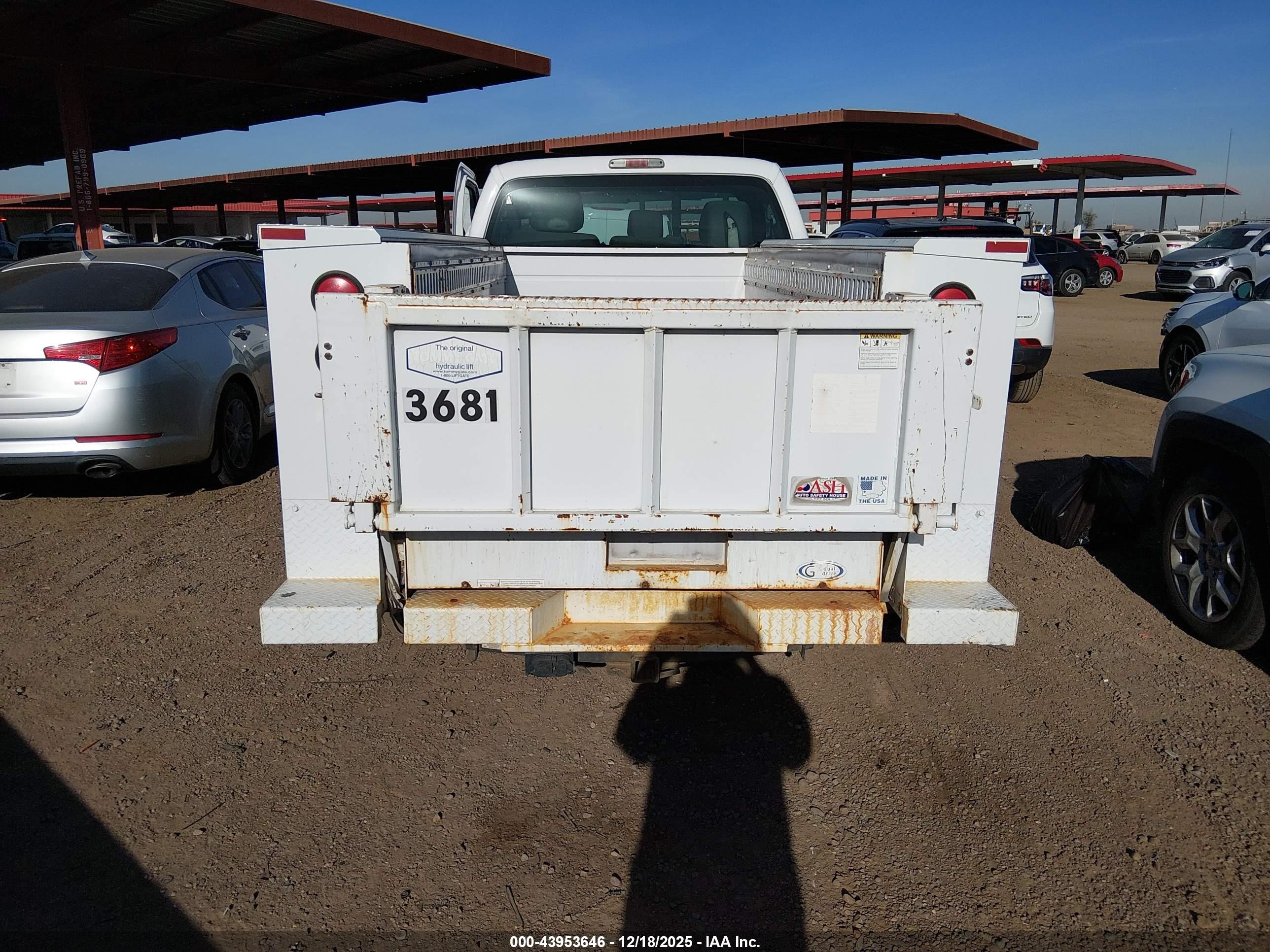 2012 Ford F-250 Xl White vin: 1FTBF2A67CED19165