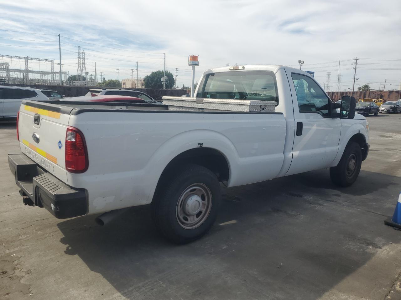 2013 Ford F250 Super Duty White vin: 1FTBF2A67DEB82326 Damage: Overall Vehicle, De-Identify, Removal Required