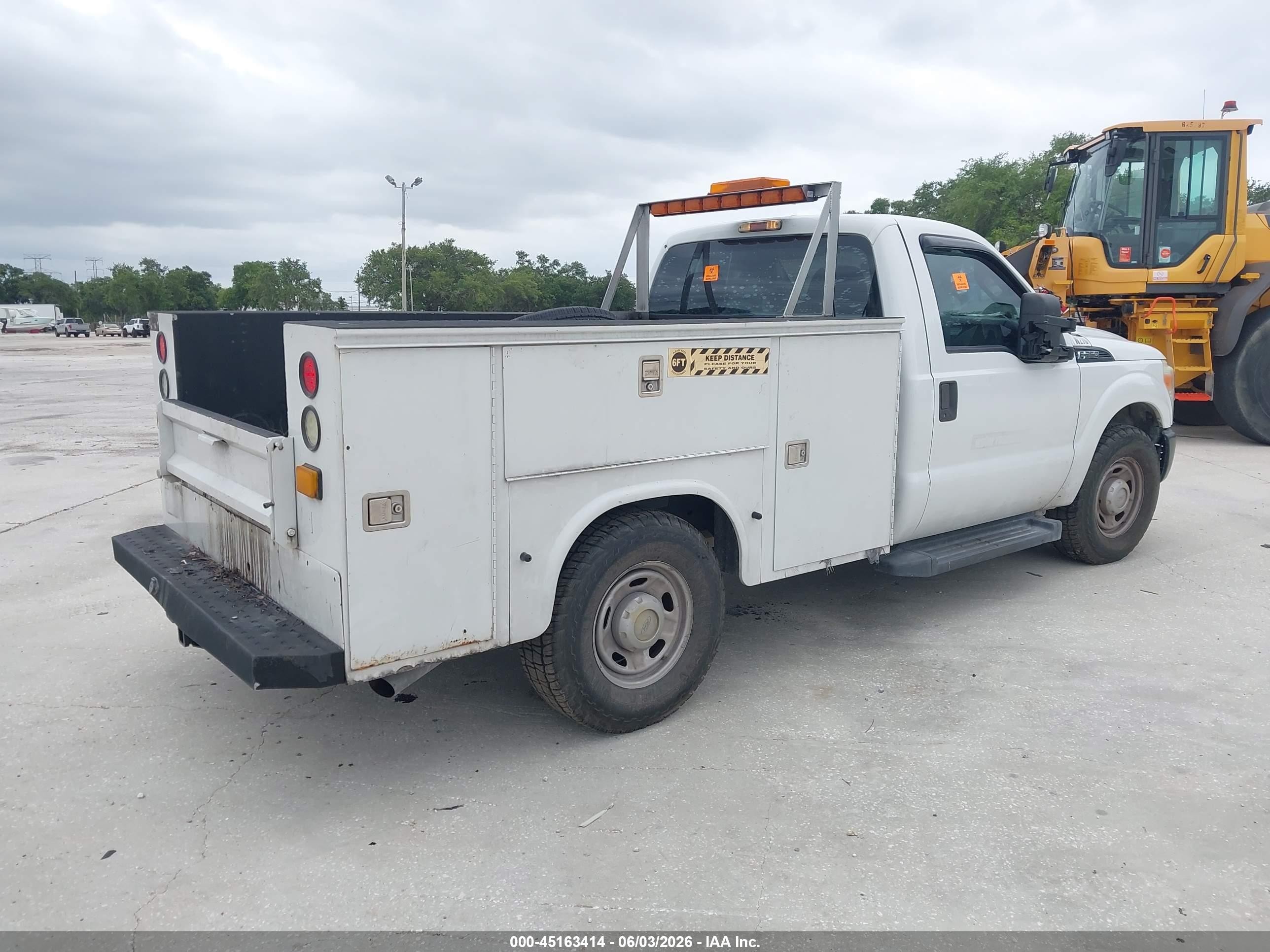 2014 Ford F-250 Xl White vin: 1FTBF2A67EEA60812