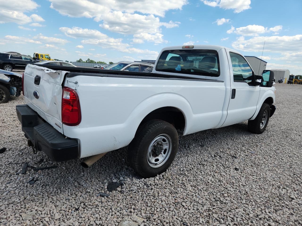 2016 Ford F250 Super Duty White vin: 1FTBF2A67GEC06001