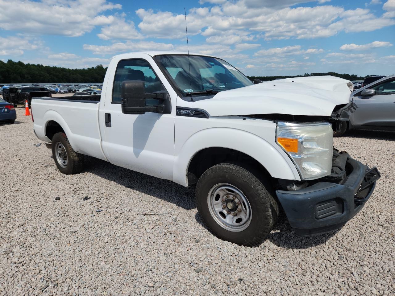2016 Ford F250 Super Duty White vin: 1FTBF2A67GEC06001