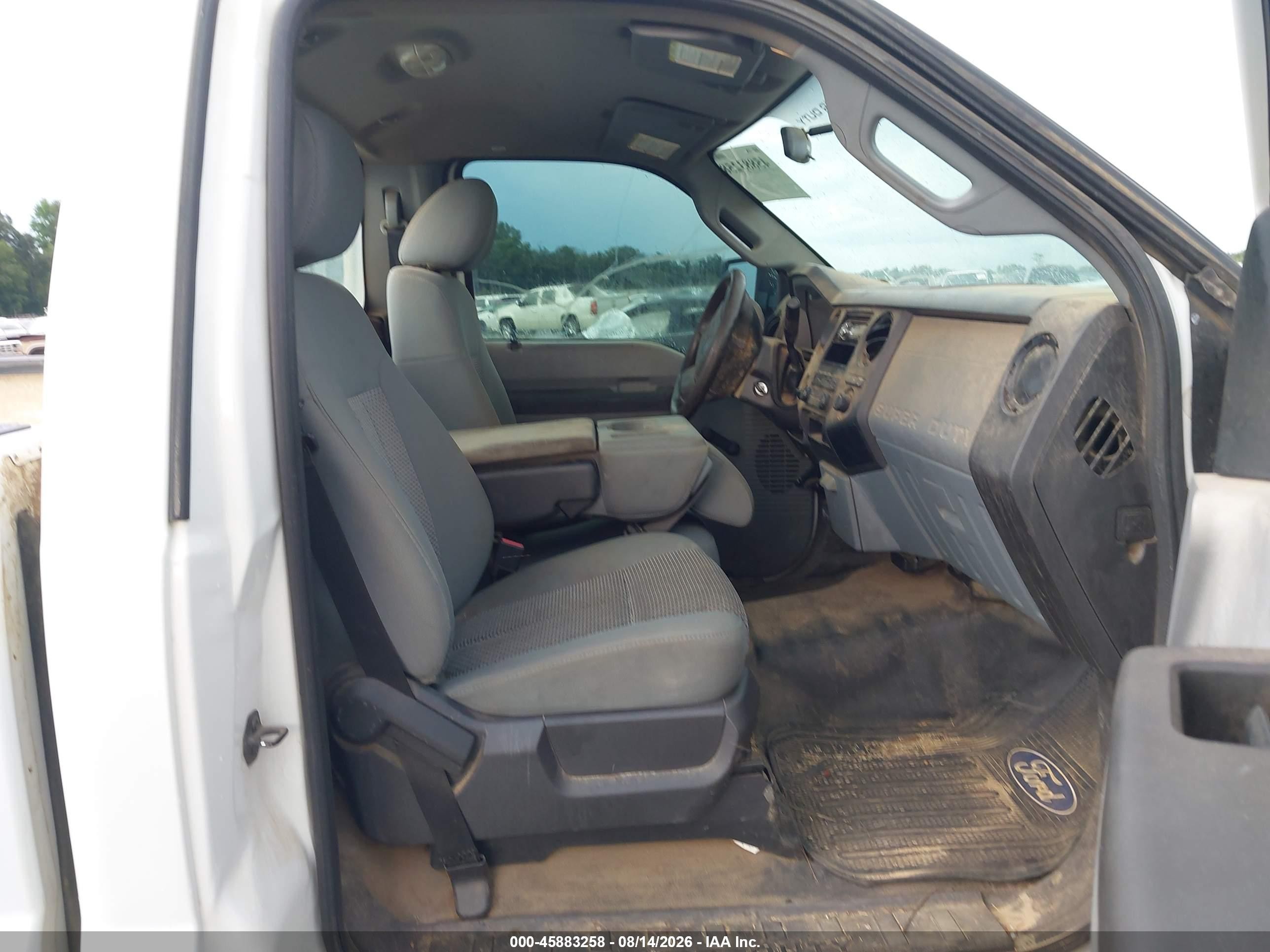 2012 Ford Super Duty F-250 Srw Xl White vin: 1FTBF2A69CED13156