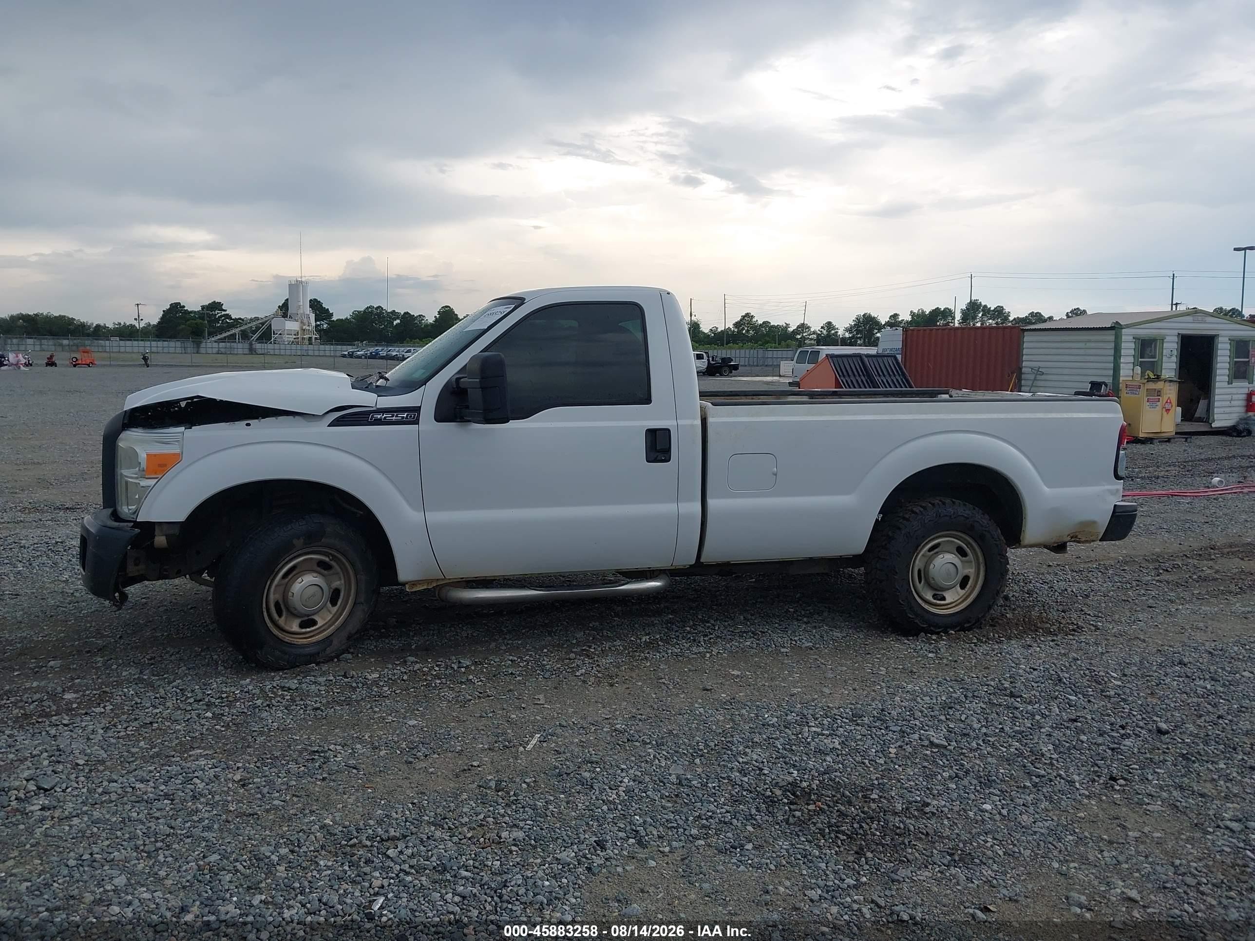 2012 Ford Super Duty F-250 Srw Xl White vin: 1FTBF2A69CED13156