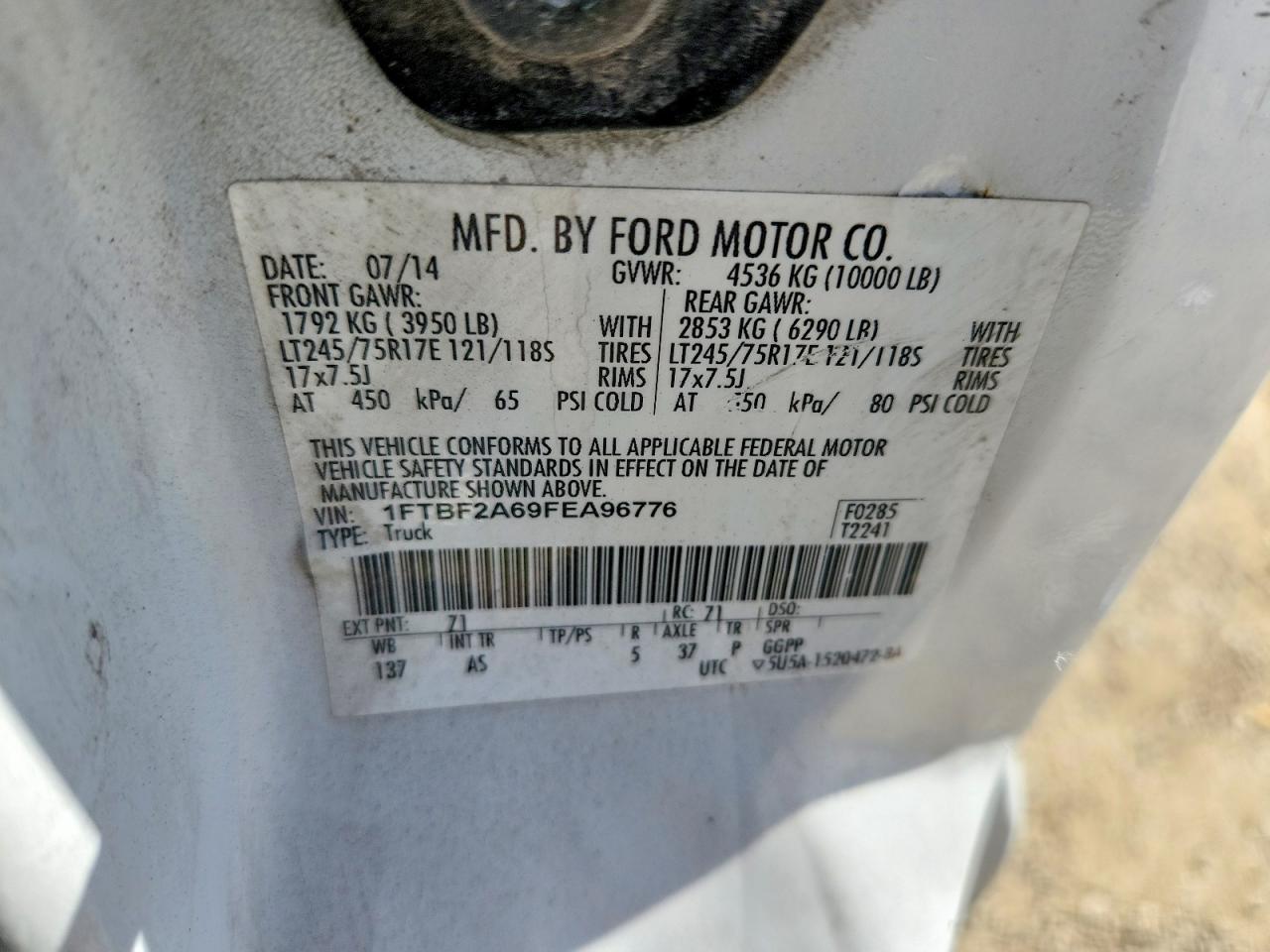 2015 Ford F250 Super Duty White vin: 1FTBF2A69FEA96776