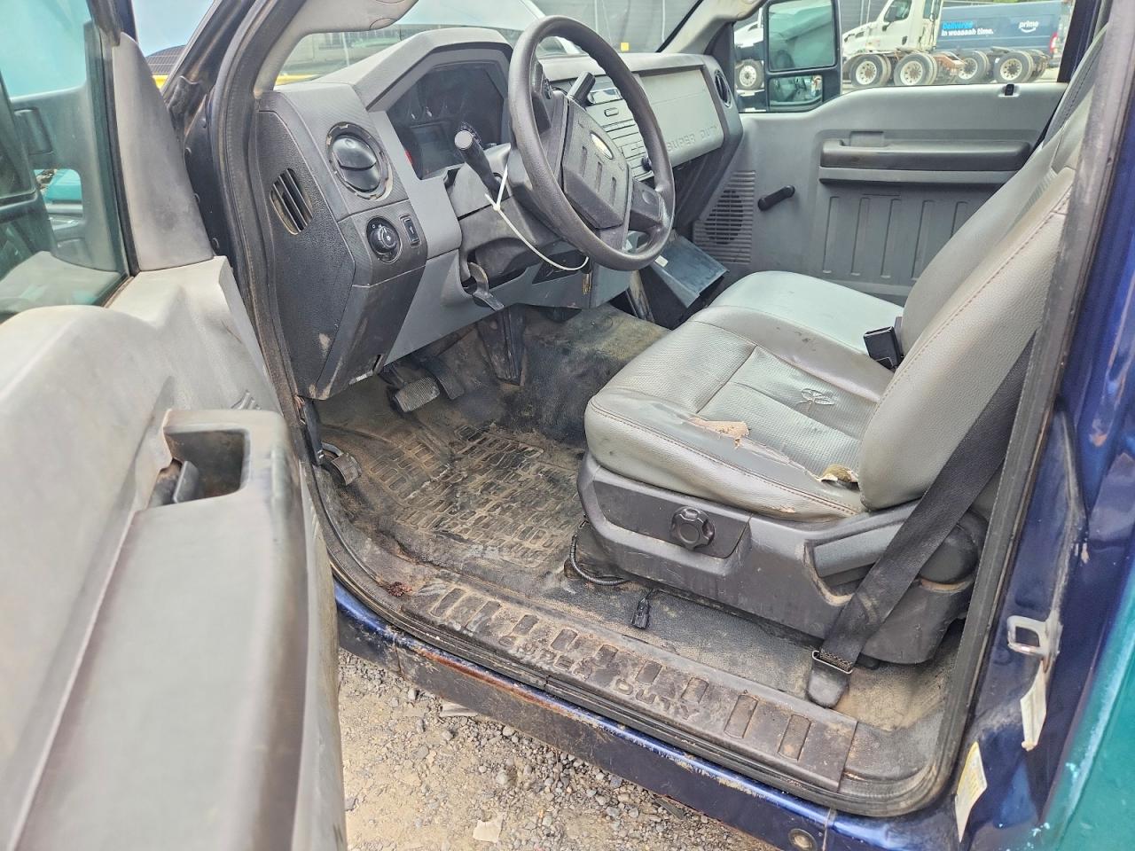 2012 Ford F250 Super Duty Turquoise vin: 1FTBF2A6XCED13344