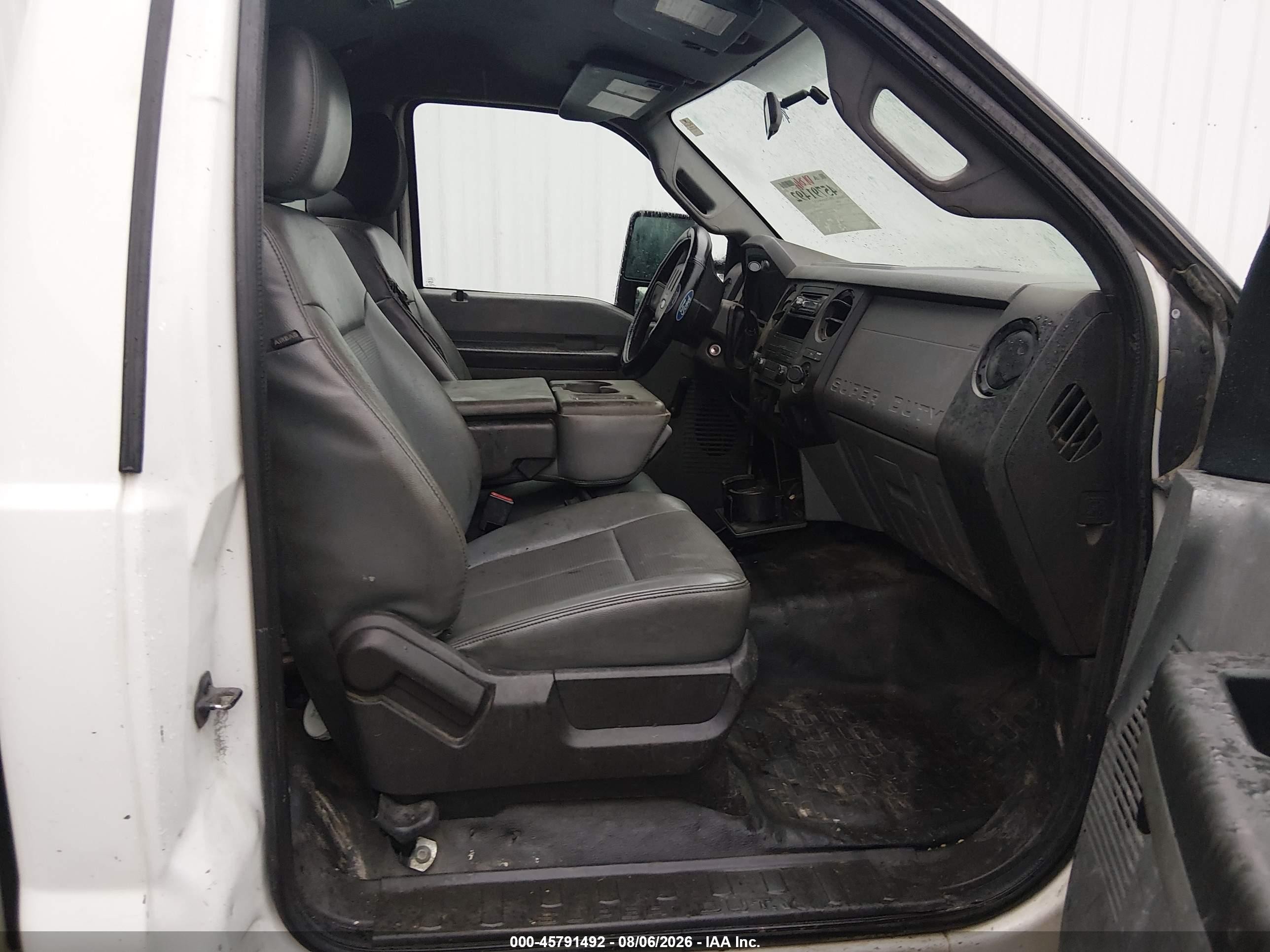 2013 Ford F-250 Xl White vin: 1FTBF2A6XDEB27613