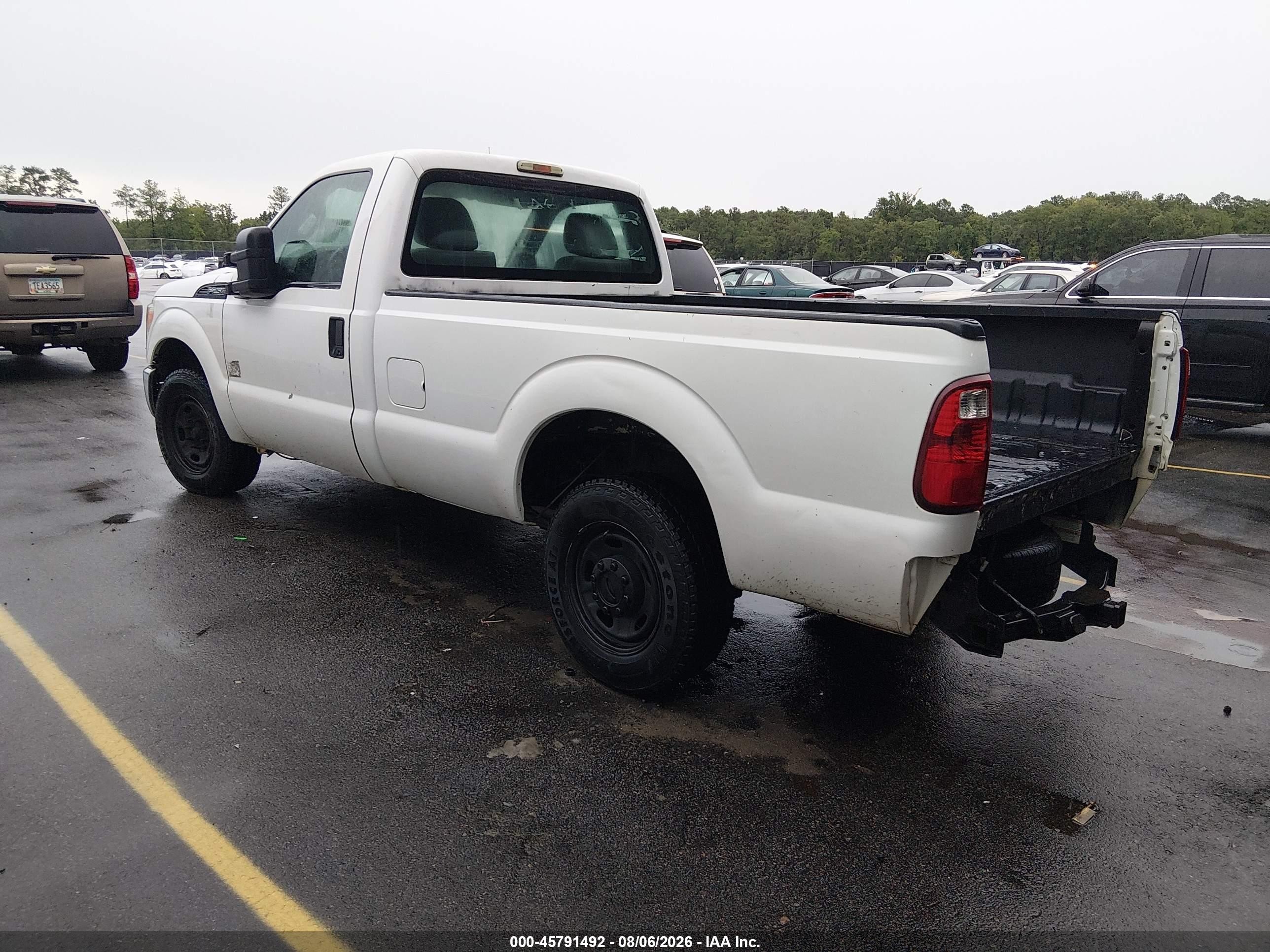 2013 Ford F-250 Xl White vin: 1FTBF2A6XDEB27613