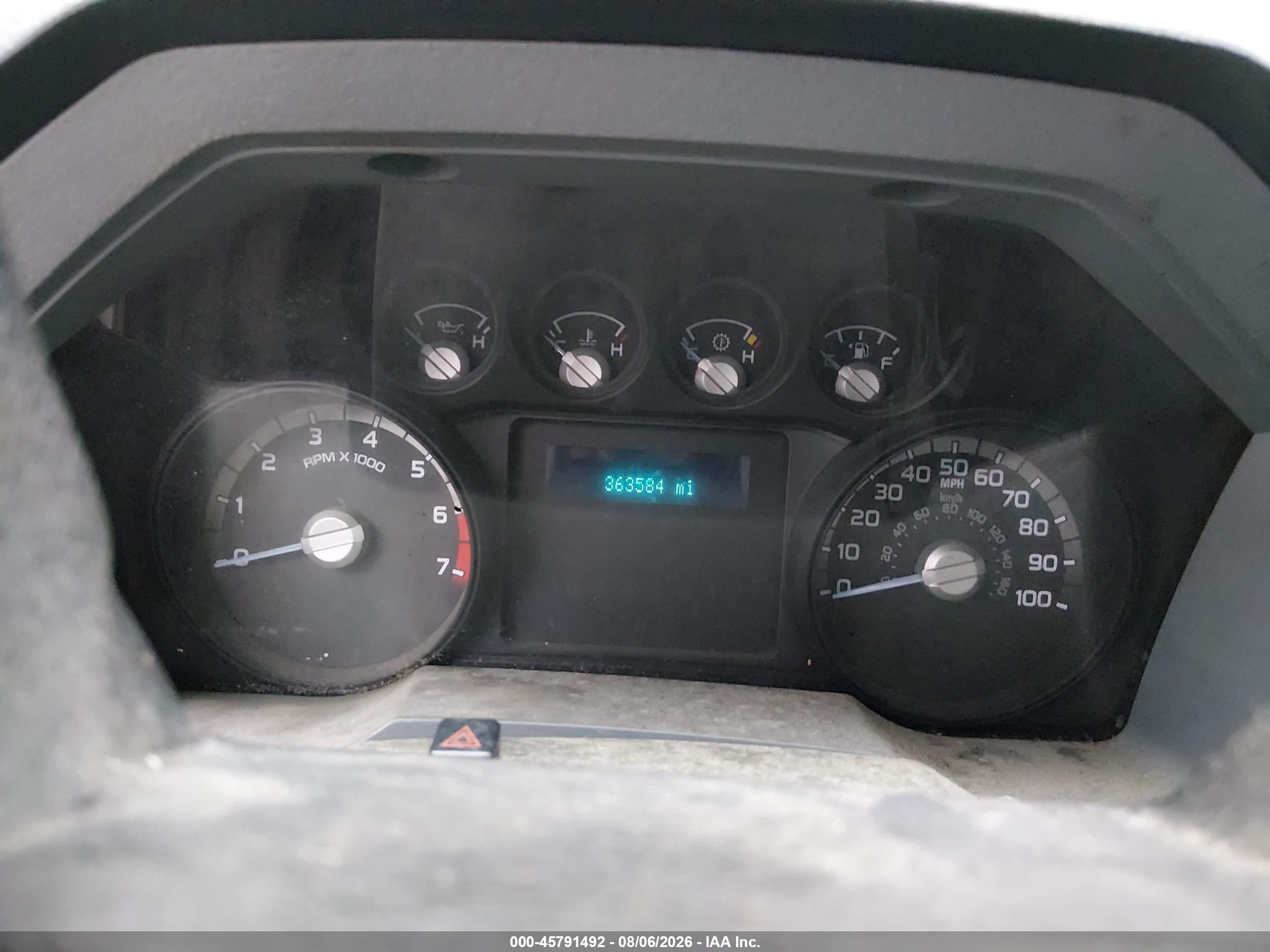 2013 Ford F-250 Xl White vin: 1FTBF2A6XDEB27613